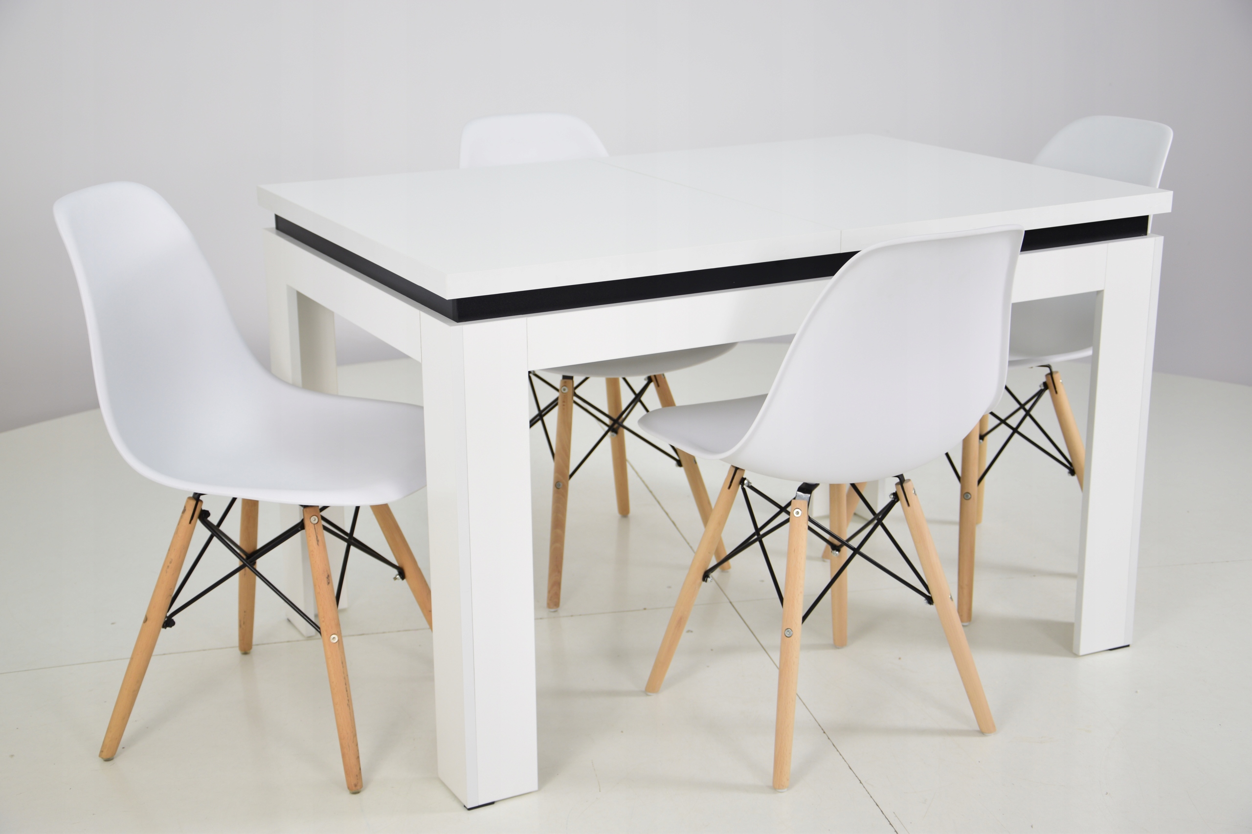 Zestaw 4 krzesła i stół 80x120/160 KUCHENNY Marka inna