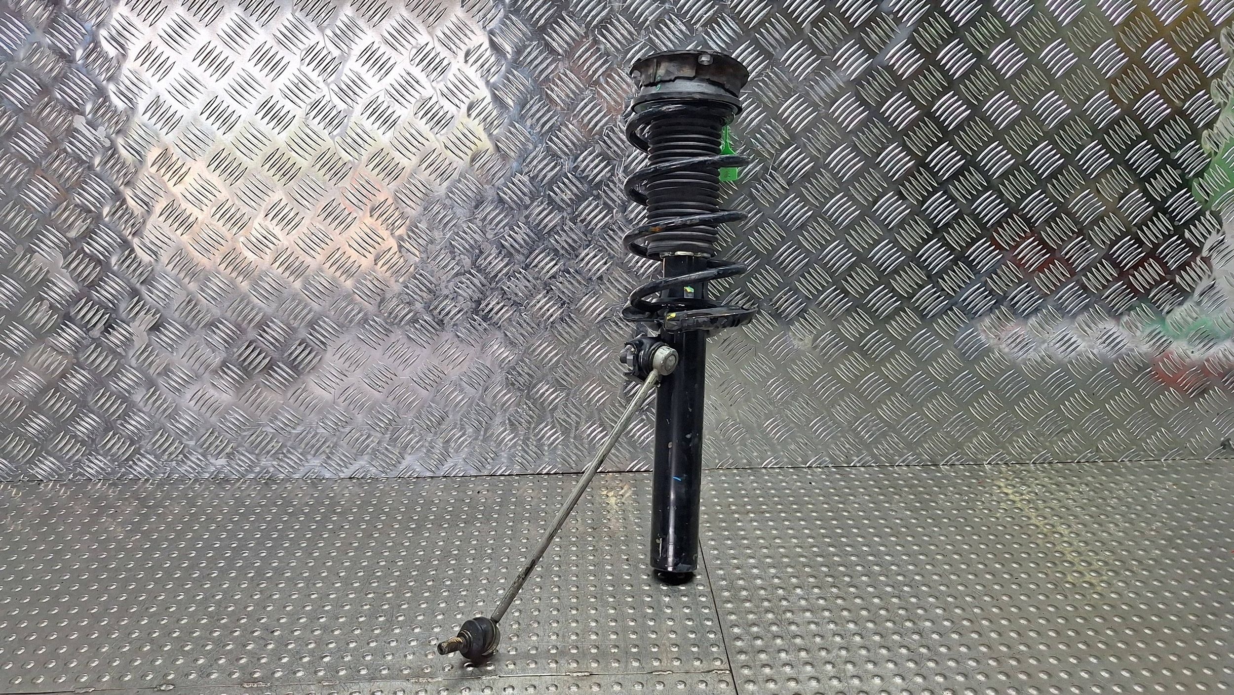 shock absorber right front 5Q0413031HS VW T-ROC 2GA GOLF VIII