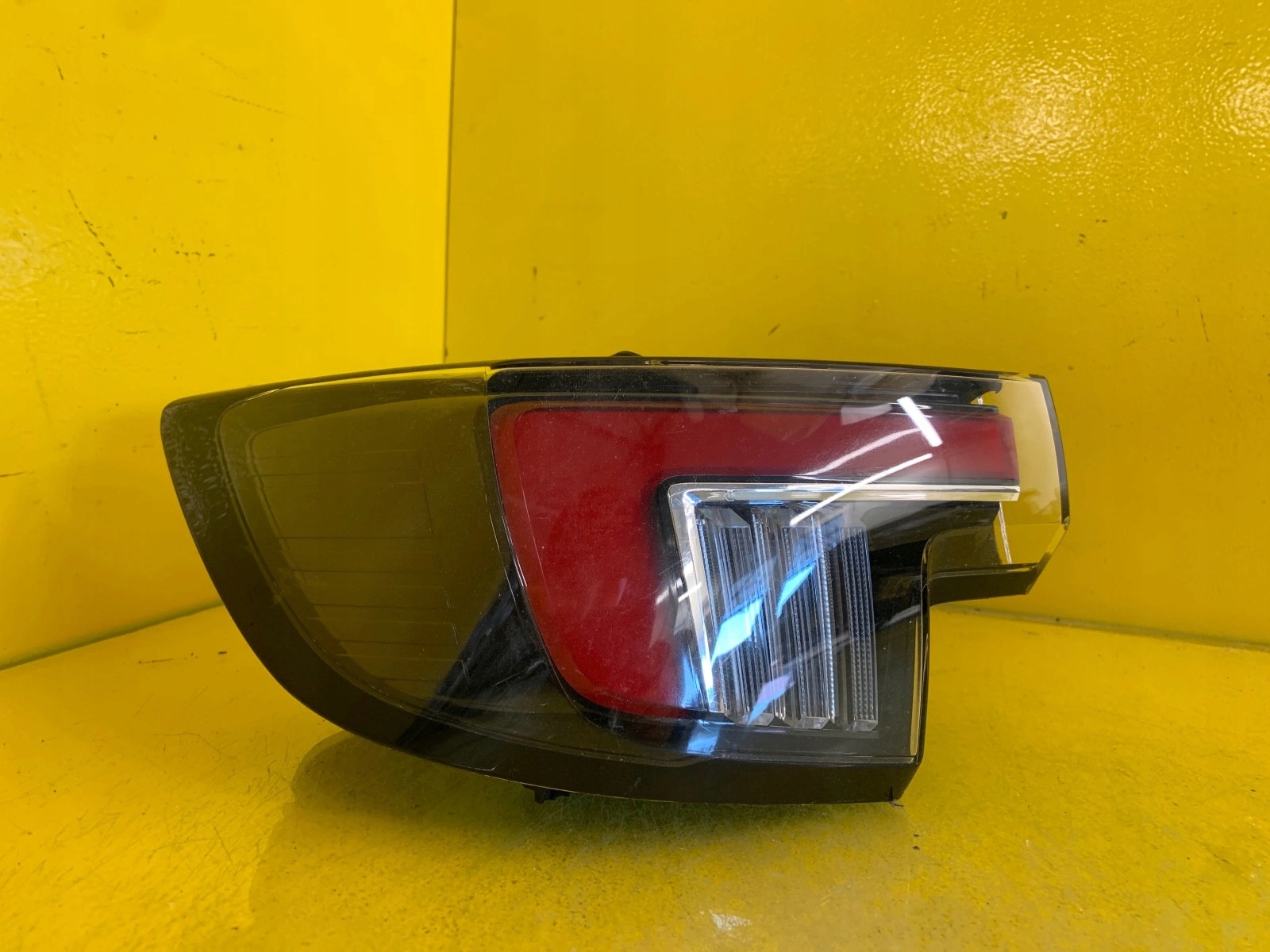 light left rear part Opel Mokka B II 20- 9833721880