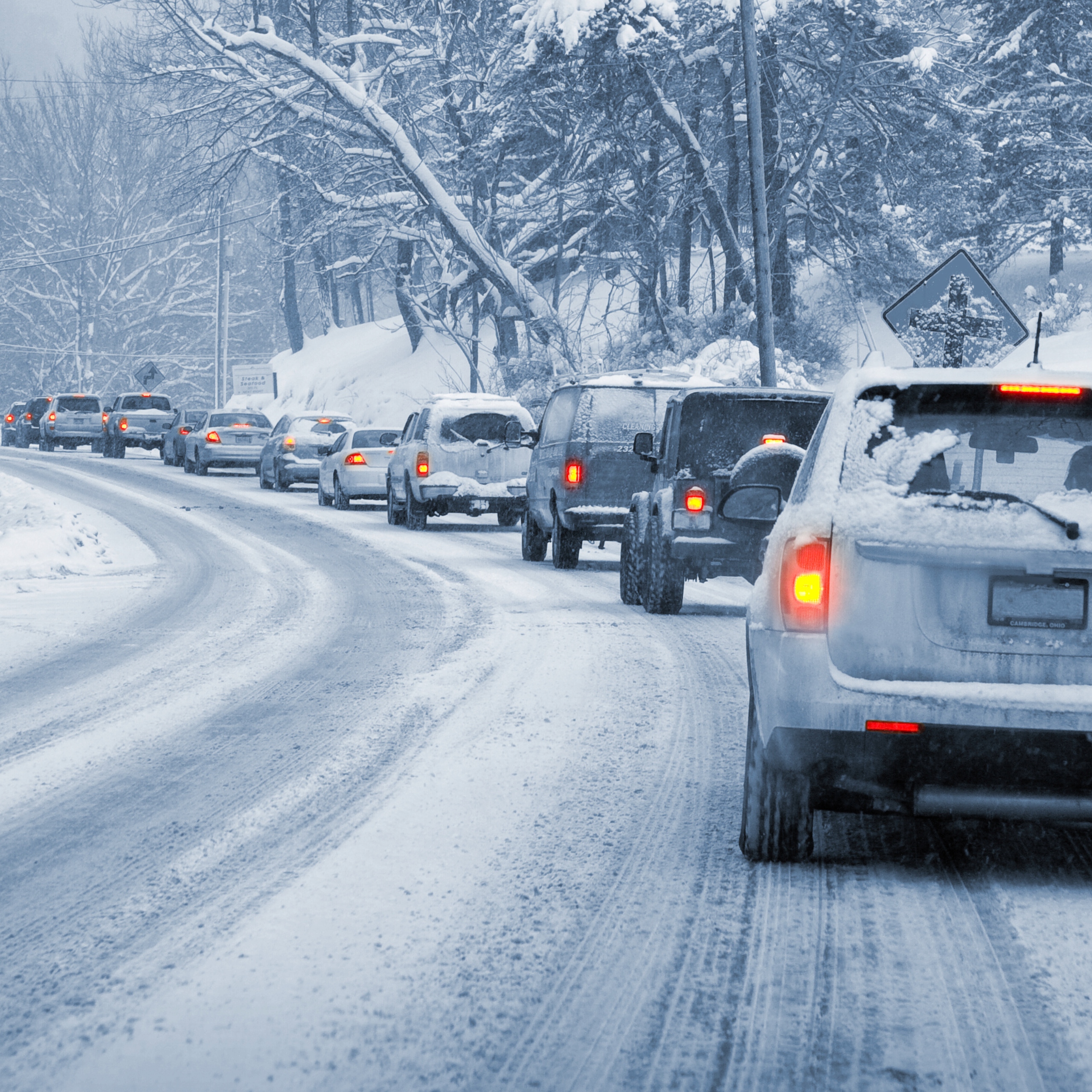 PIASEK DO POSYPYWANIA DRÓG CHODNIKÓW ULIC Antypoślizgowy DROBNY 10 KG Producent inna
