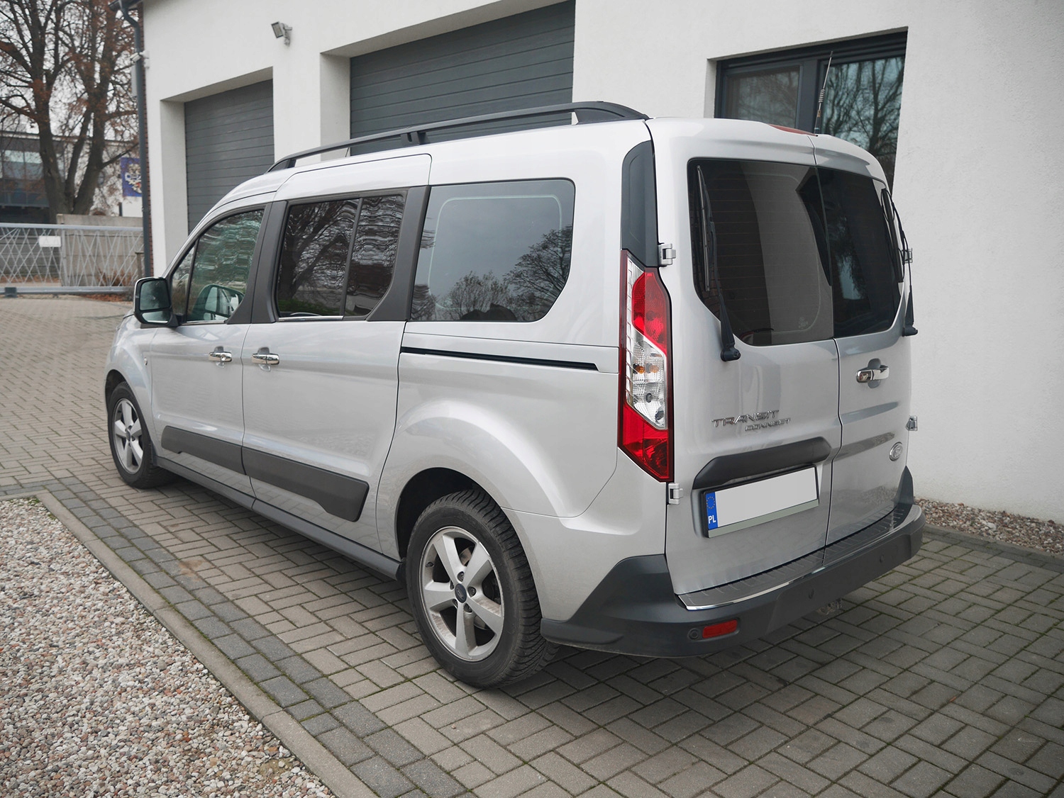 Relingi dachowe Ford Transit Connect 2014+ SHORT Kolor srebrny