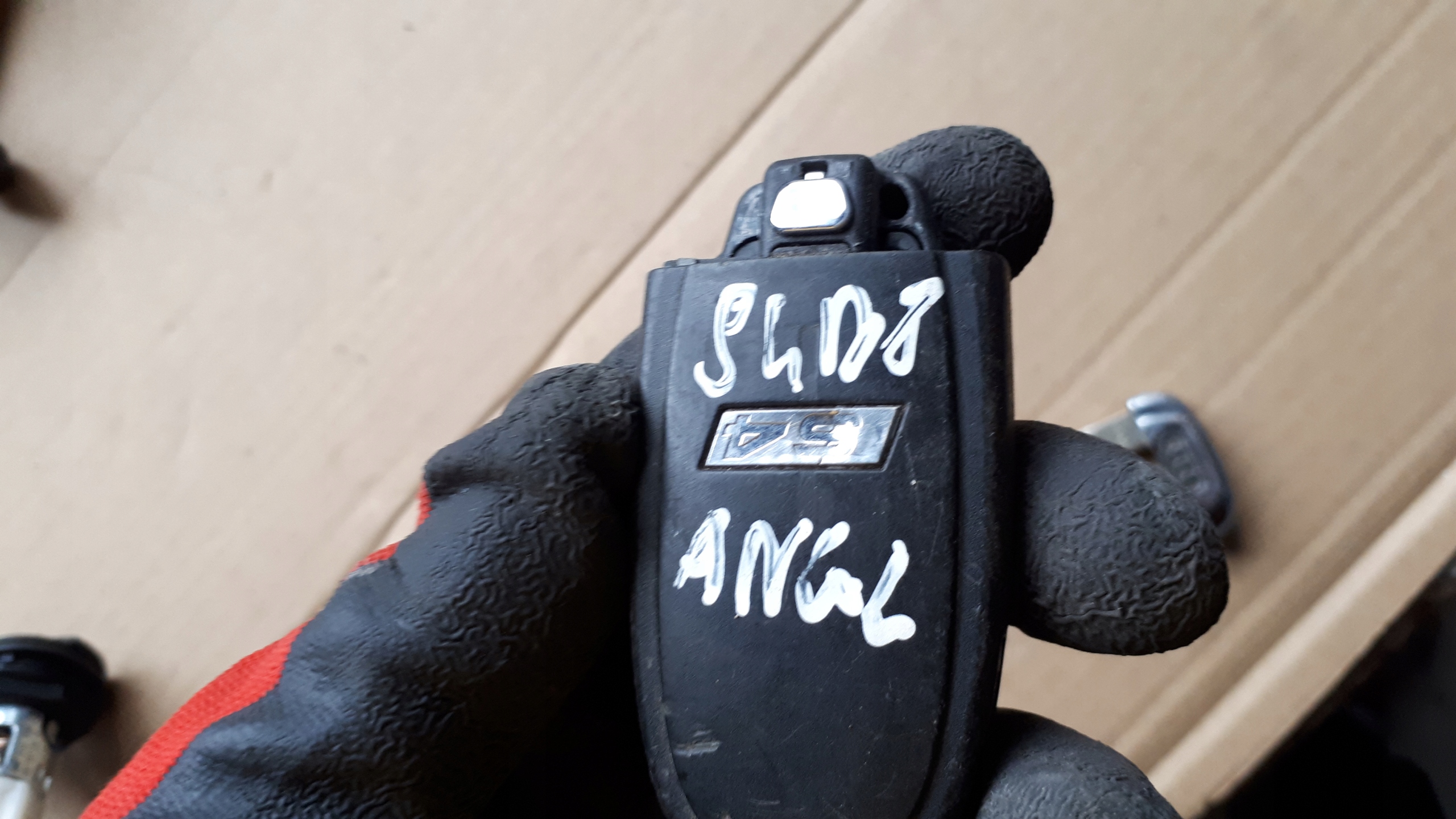 S4 B8 A4 Clé PILOT 8T0959754AG