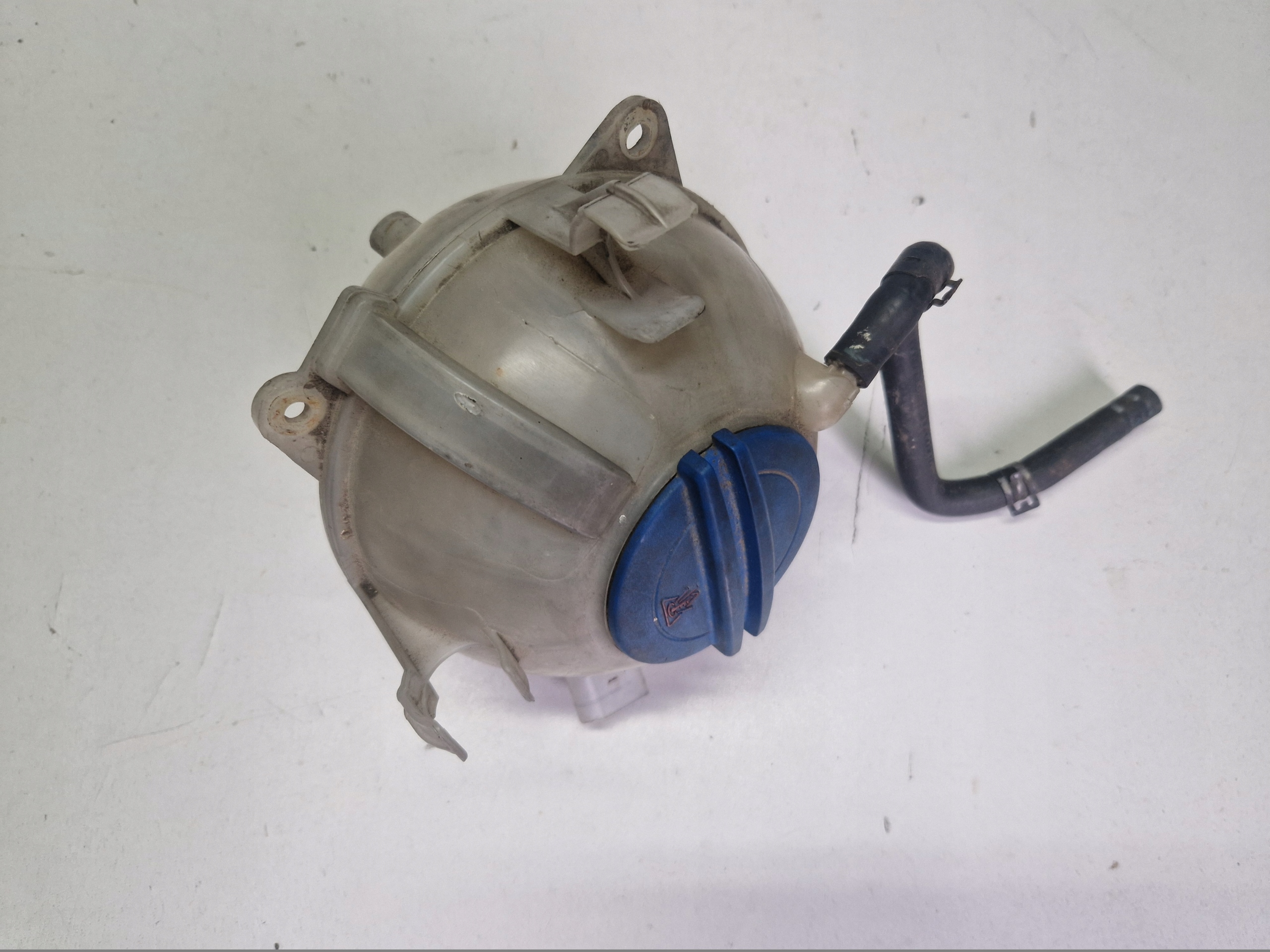 Réservoir eau d’eau VW PASSAT B5 1K0121407A