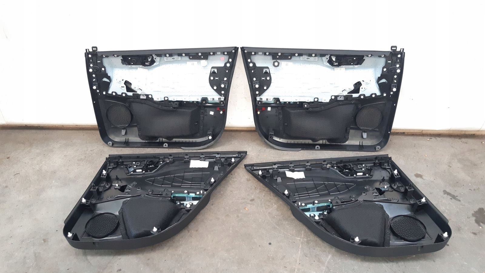 side side komplet Ford Focus MK4 1,0 ECOBOOST HB 5D