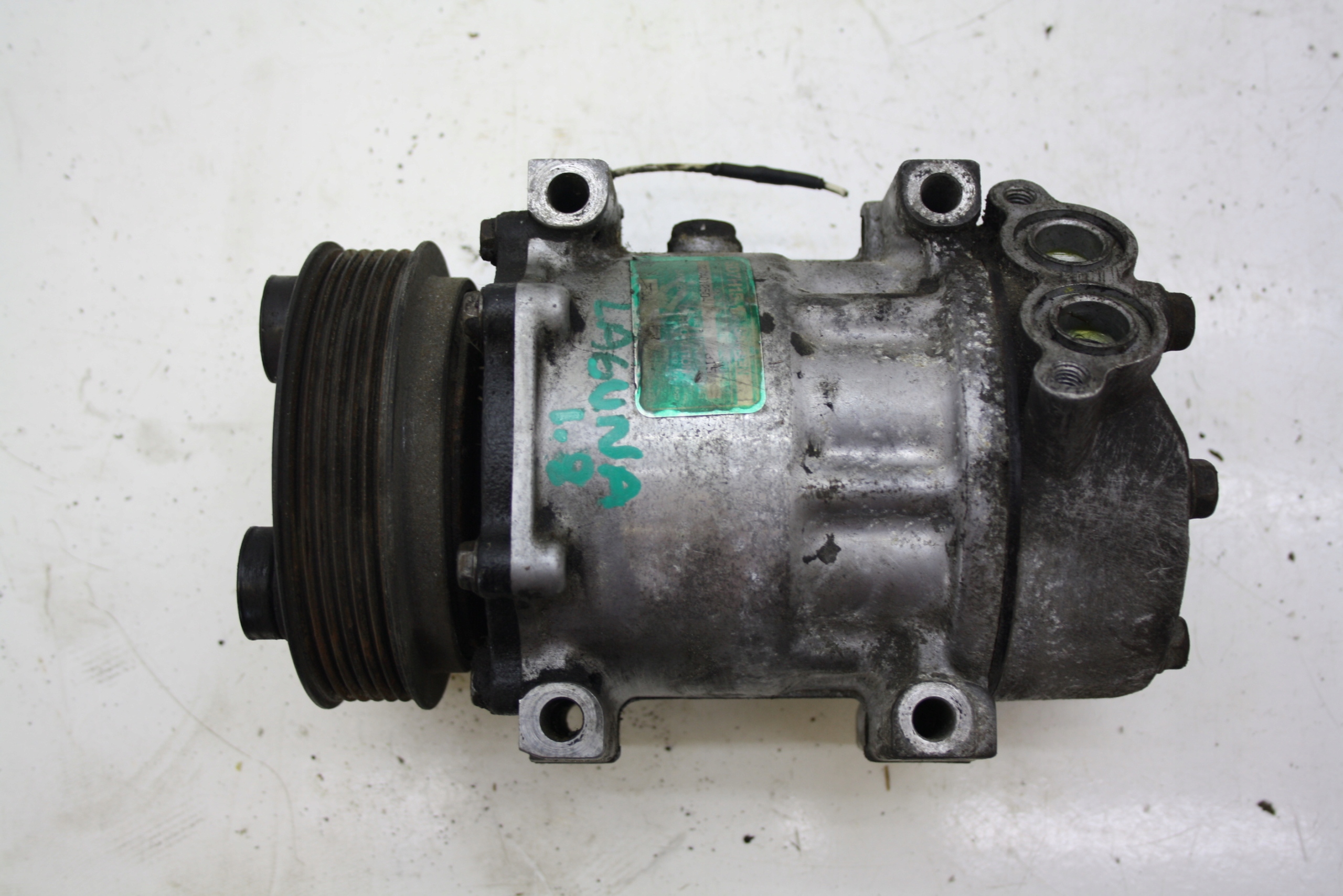 Компрессор кондиционера renault ESPACE III LAGUNA и 7700861971