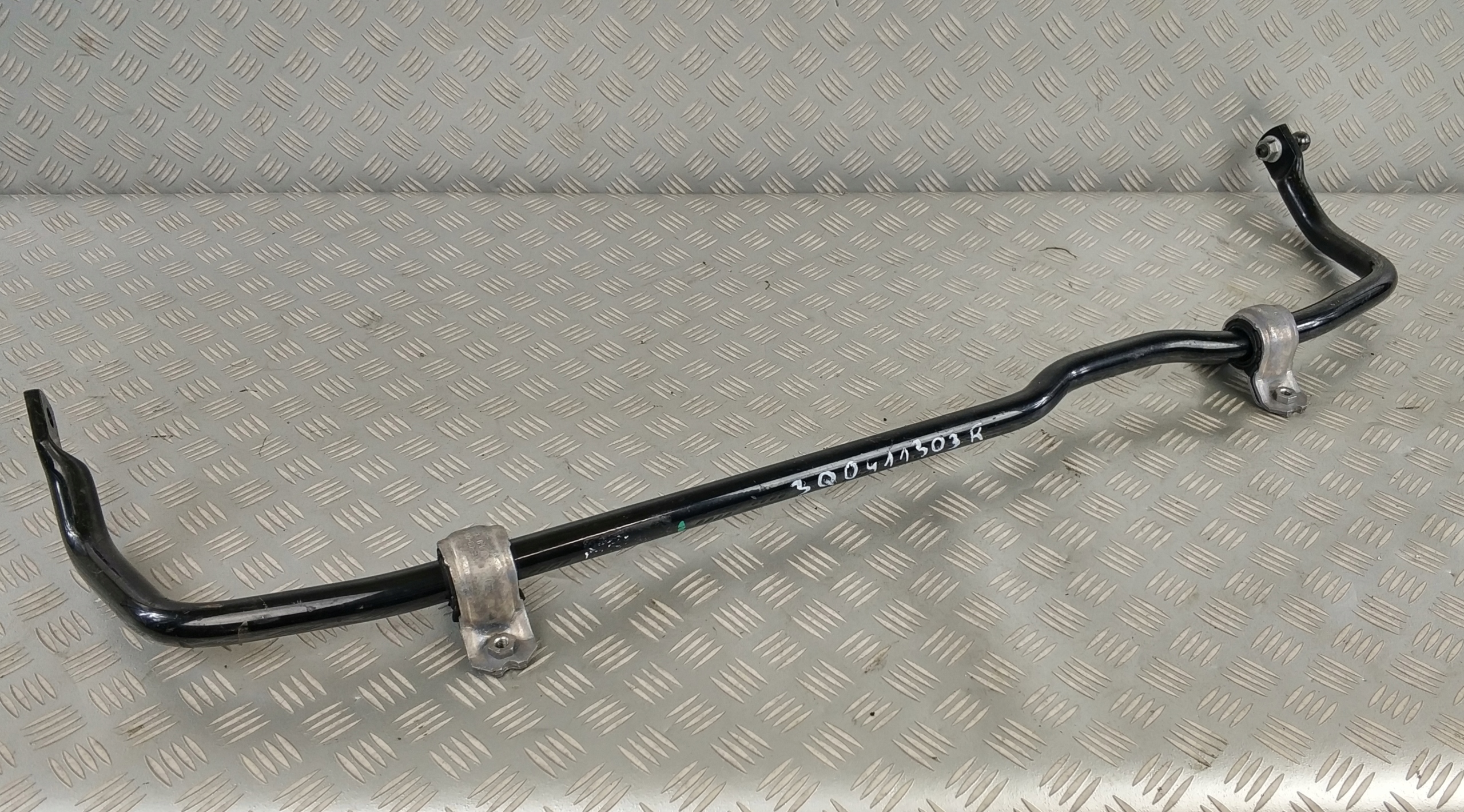 3q0411303r тяга стабилизатора передняя VW TIGUAN II