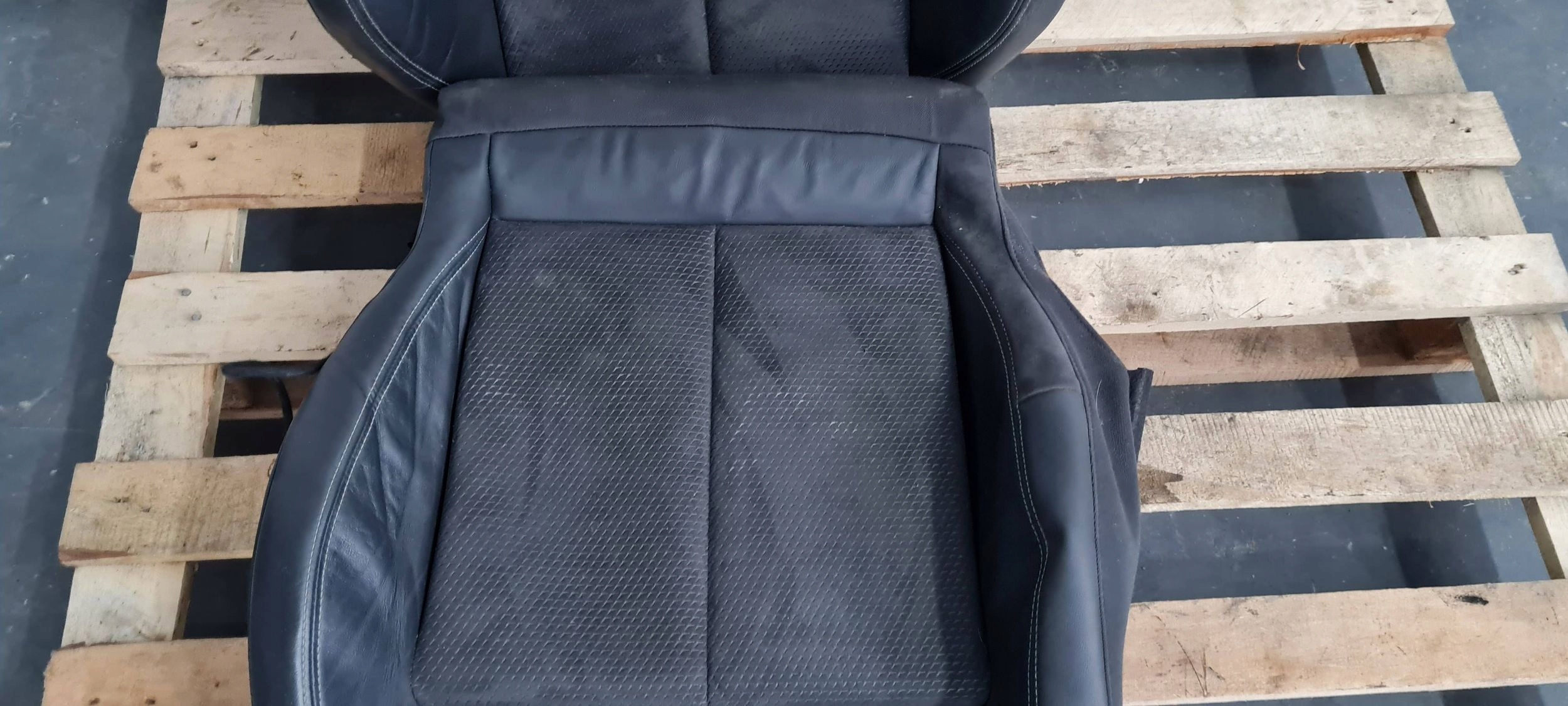 A6 C8 4K leather seat seat side SIEDZISKO right front SLINE ALCANTARA