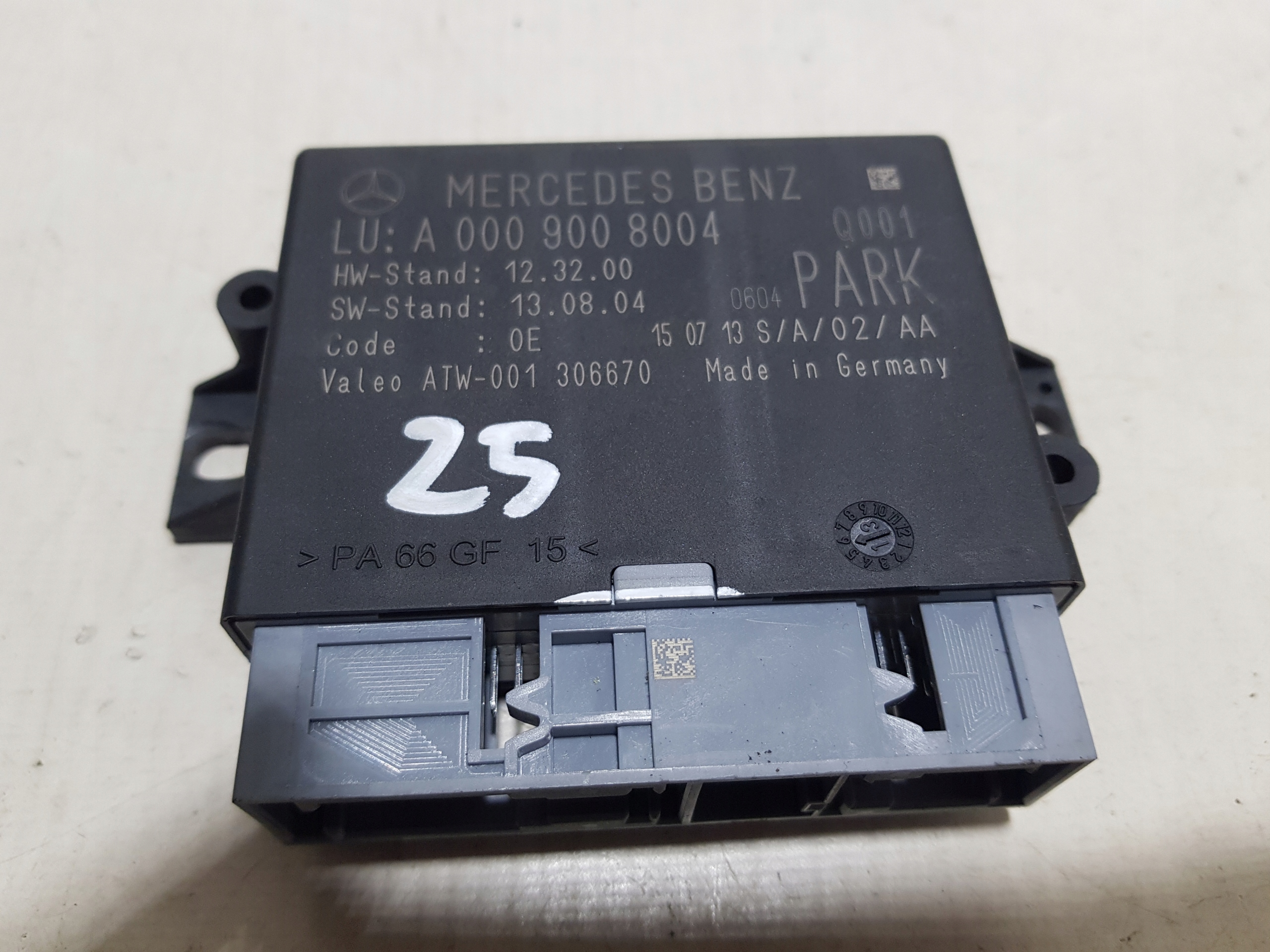 module control unit PDC MERCEDES W212 LIFT CLS W218