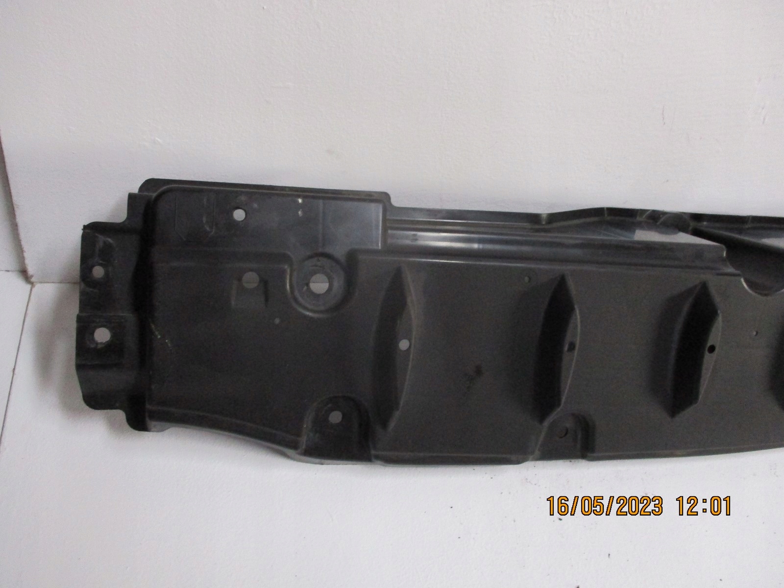 cover below bumper rear part LEXUS UX 66259-76010