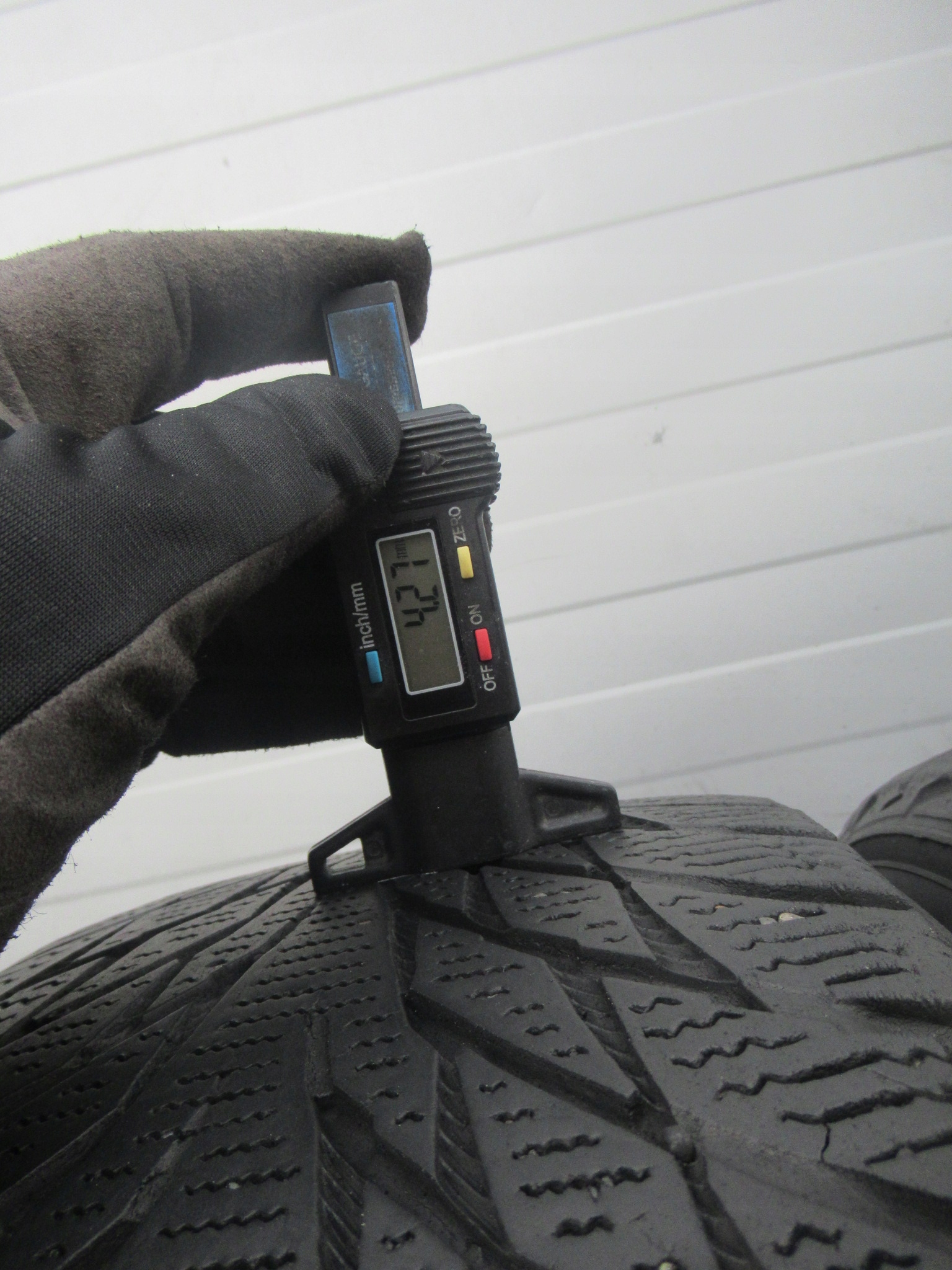 ALU+ZIMA VOLVO V70,S80,S-MAX,MONDEO MK5,GALAXY 2 Liczba felg w ofercie 4 szt.