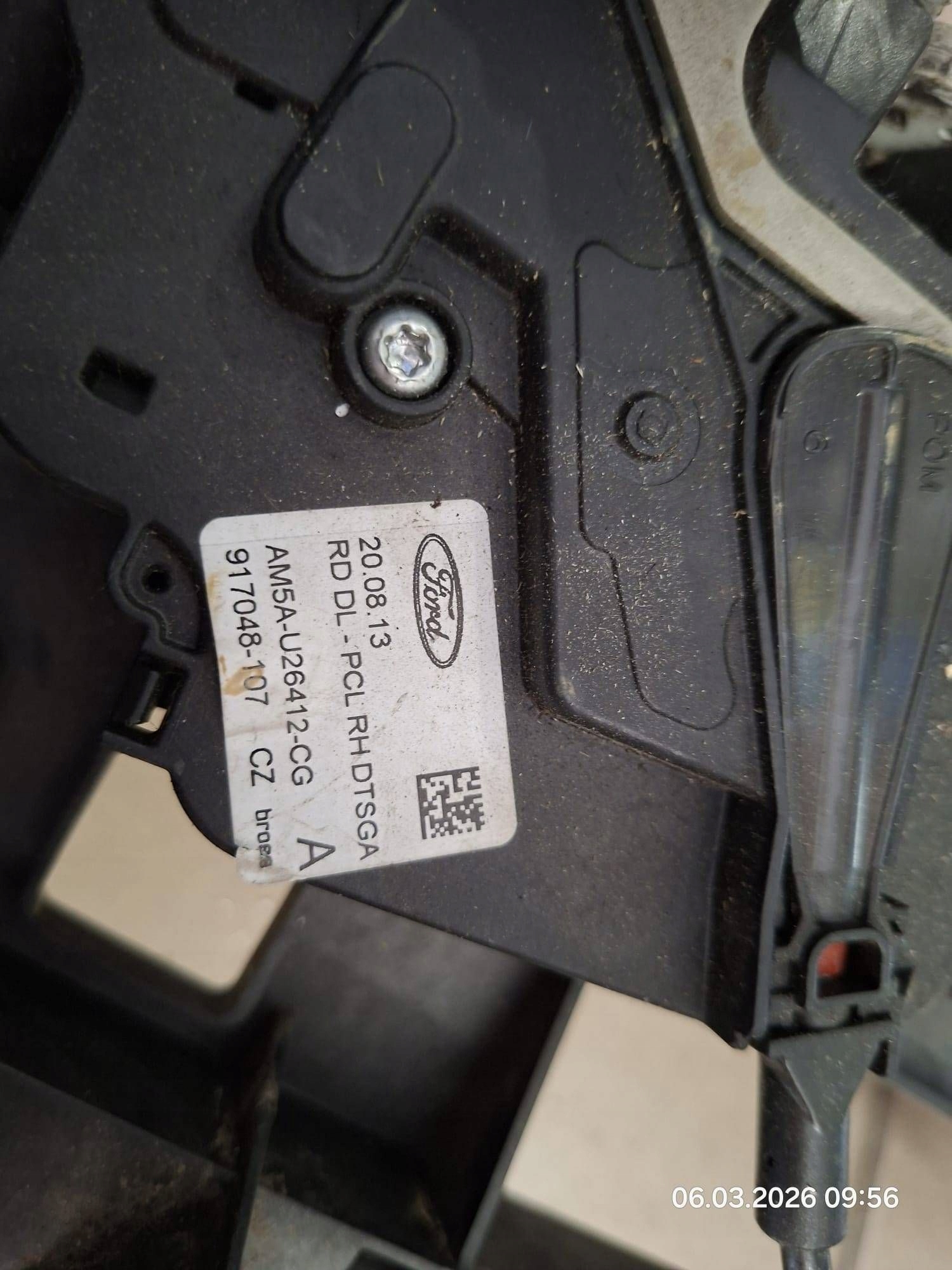 lock door tylnych right side Ford C-MAX II AM5A-U26412-CG