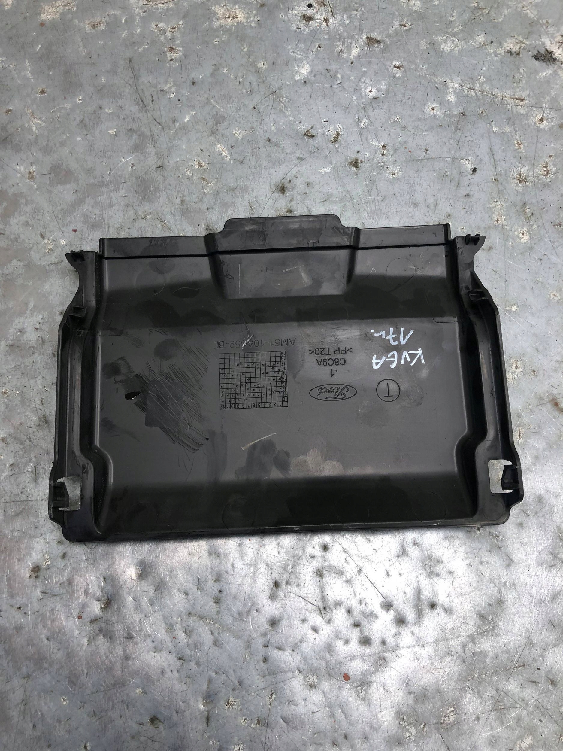 Abdeckung Kasten AKUMULATORA FORD KUGA MK2 LIFT AM51-10A659-BC