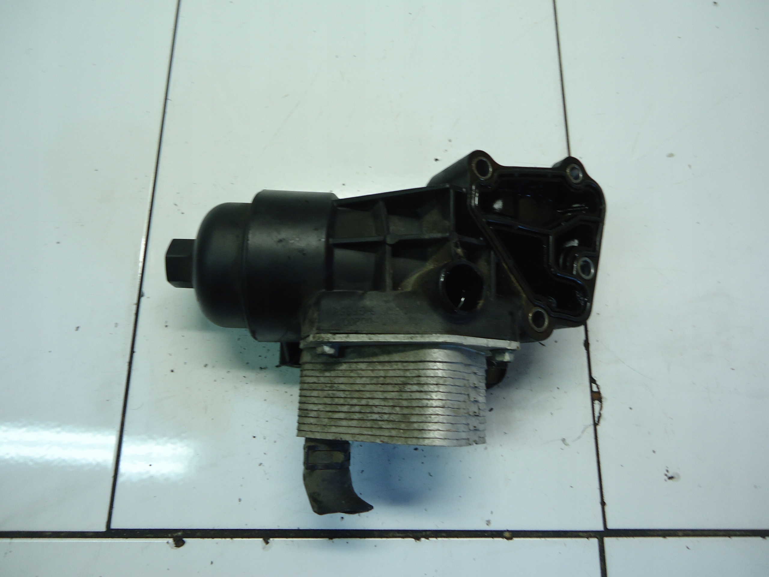 KIA HYUNDAI 1.6 CRDI D4FB Ölfiltergehäuse 26400-2A320