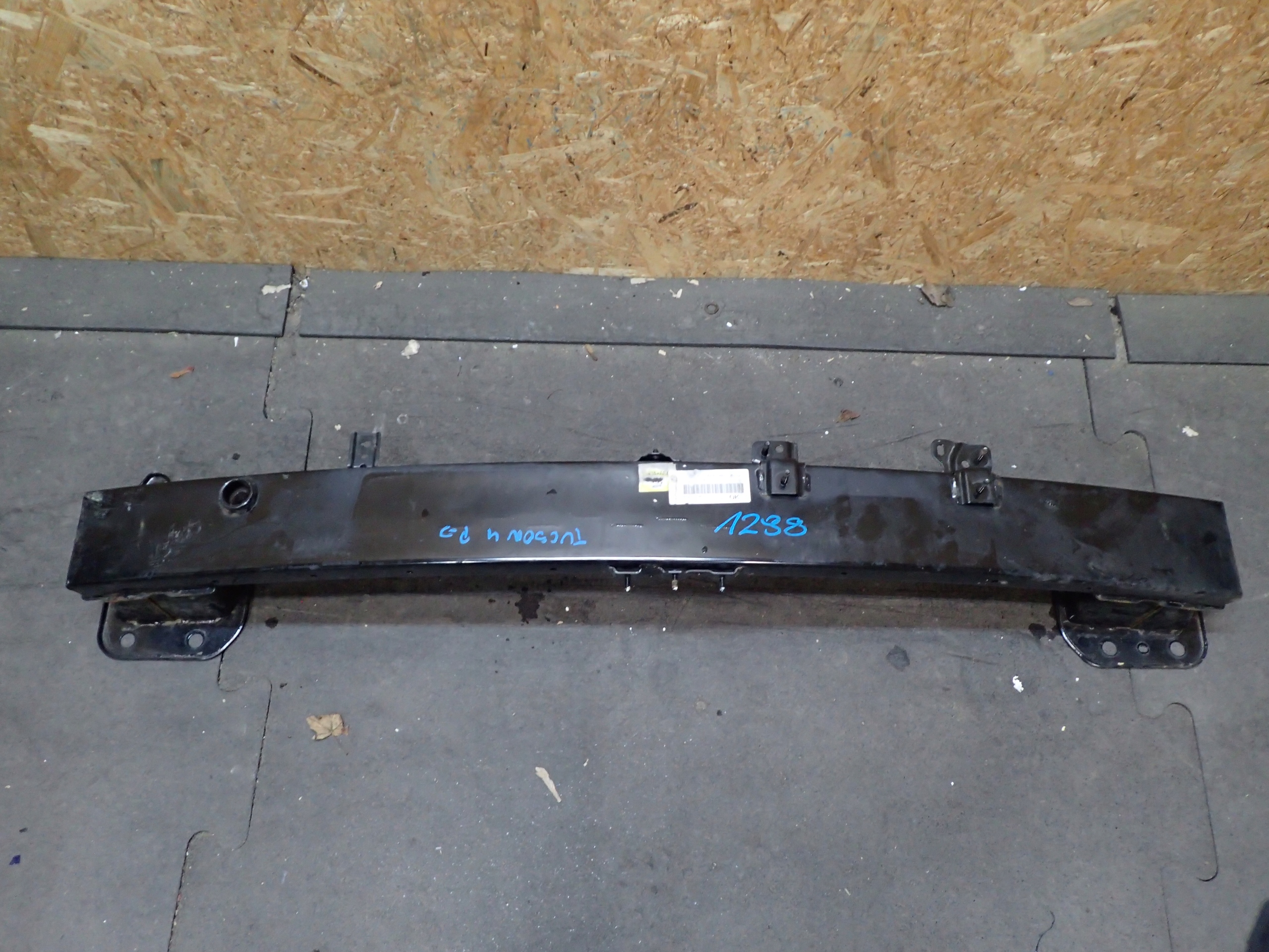 БАМПЕР ПЕРЕДНИЙ HYUNDAI TUCSON IV 4