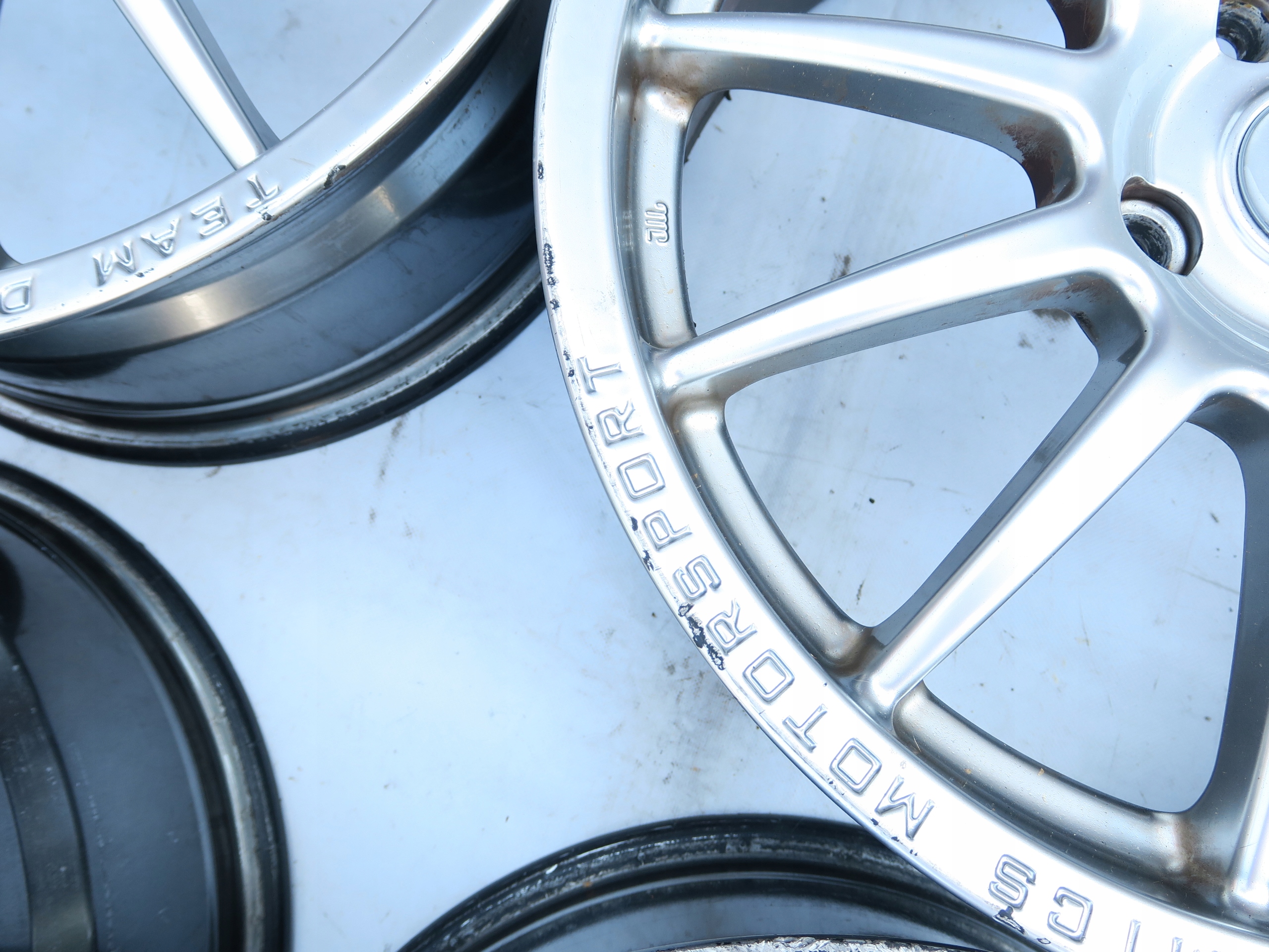 FELGI ALUMINIOWE TEAM DYNAMICS MOTORSPORT 4X108 7X17 ET45 FORD FIESTA FOCUS Model MME31604