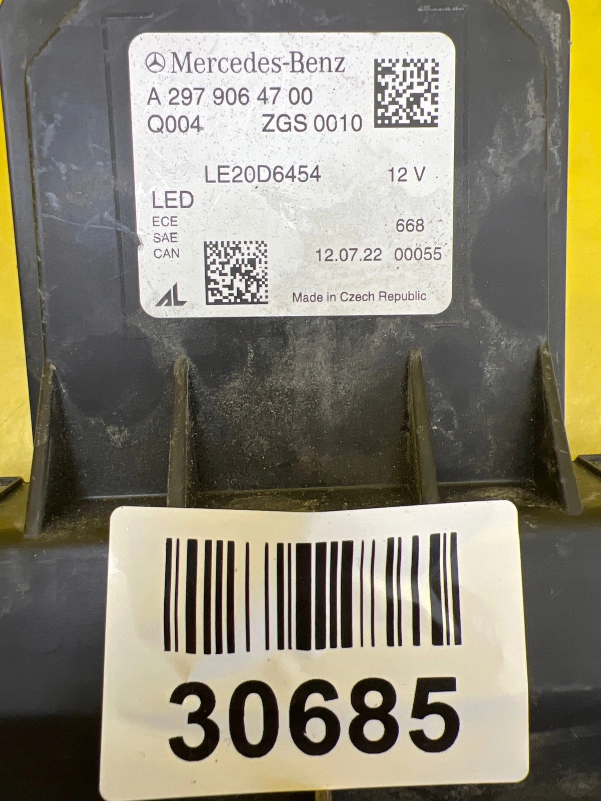 Mercedes EQS W297 cap front Led A2979064700