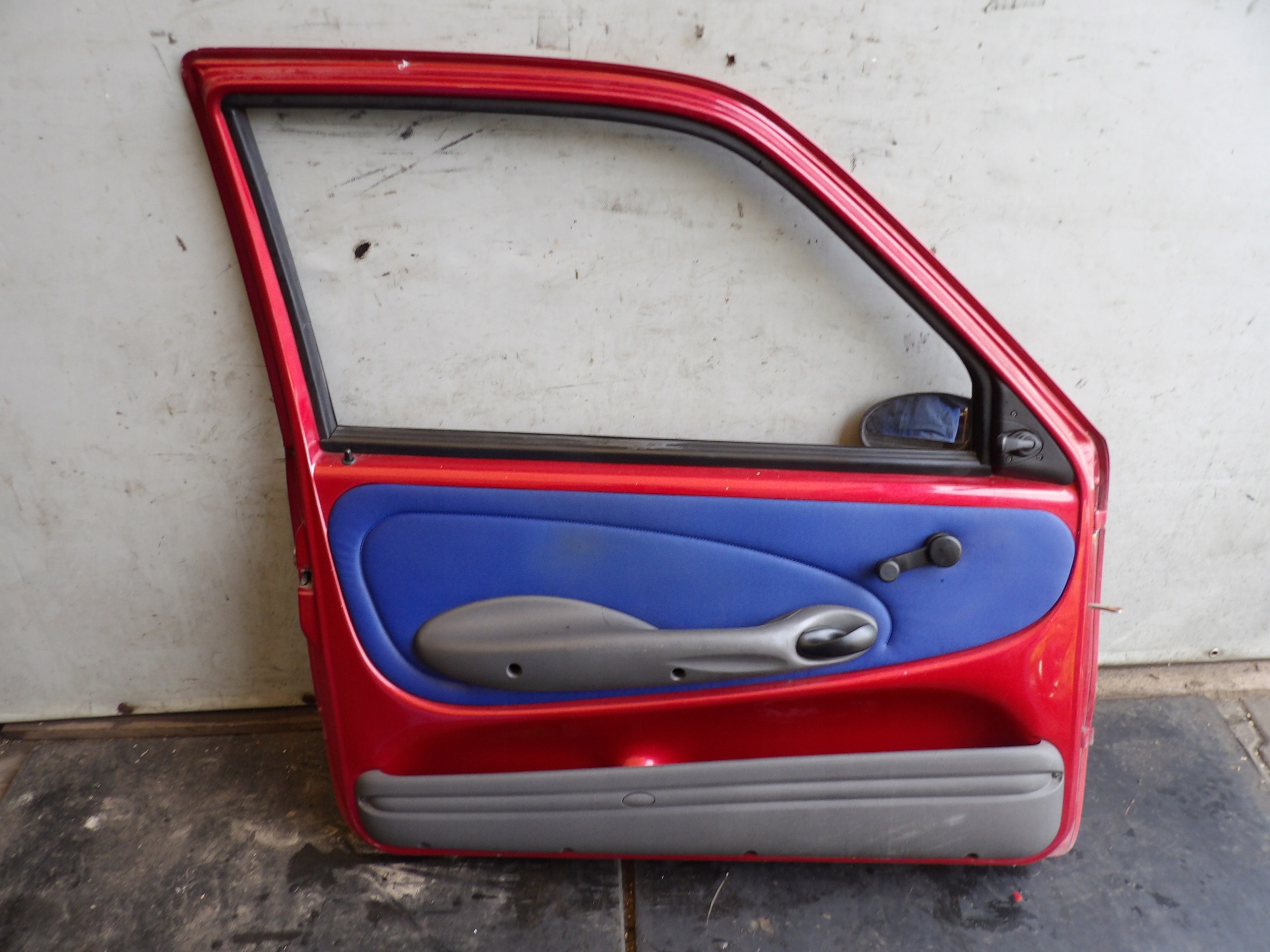 Fiat Seicento door front left HB 3D lak. 124/B