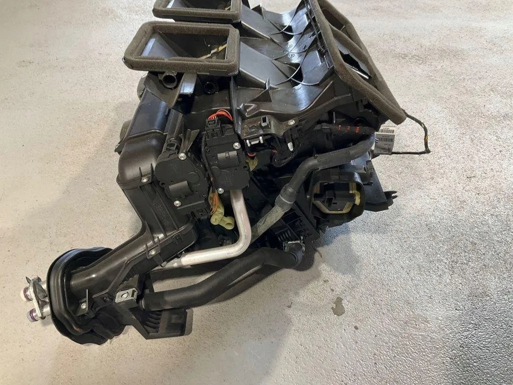 радиатор отопителя BMW 3 E90 E91 9132569