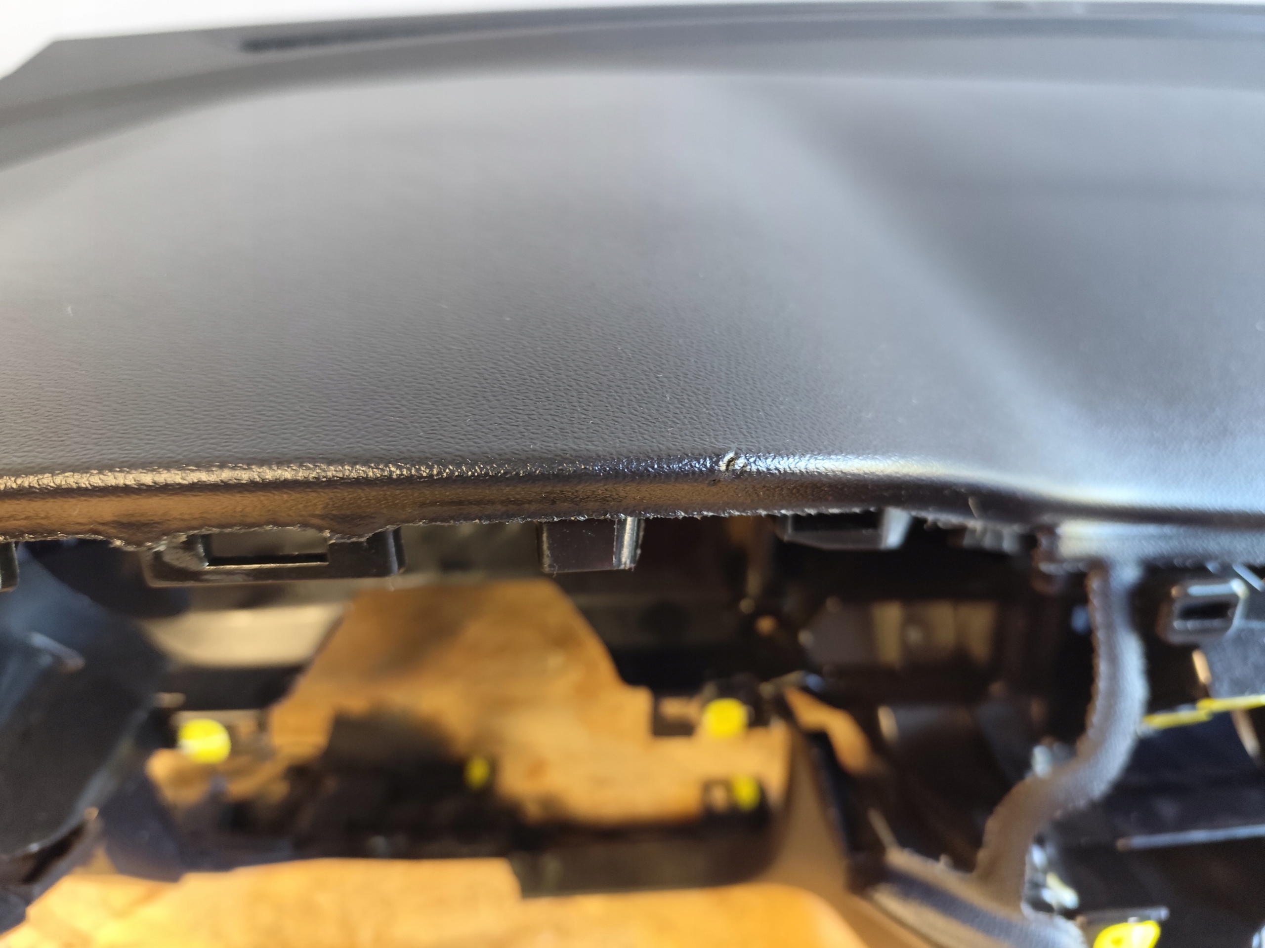 FORD PUMA console airbag tension belts DEMONTAZ