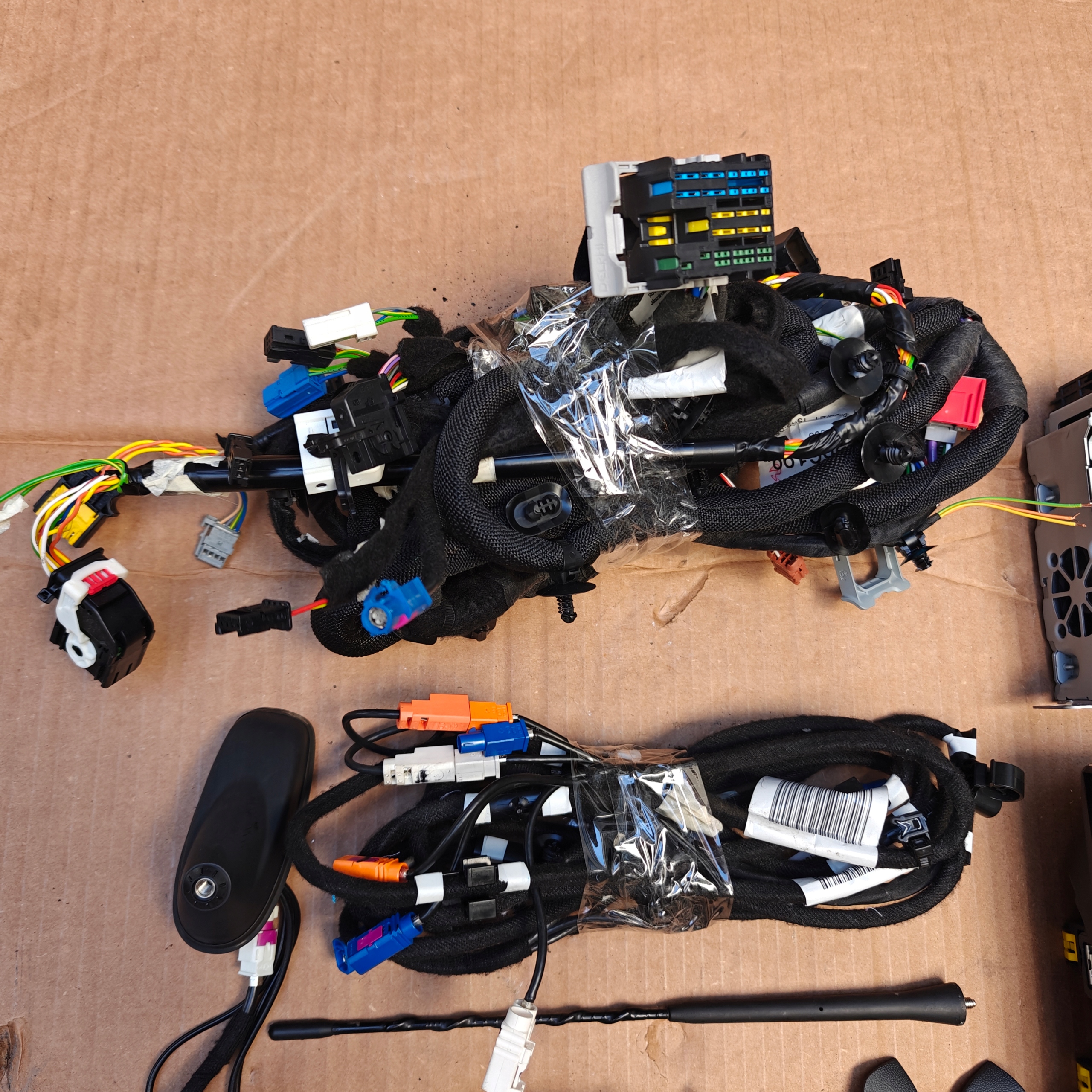 CITROEN C3 III LIFT ZESTAW NAWIGACJI 2022R Producent części Citroen OE