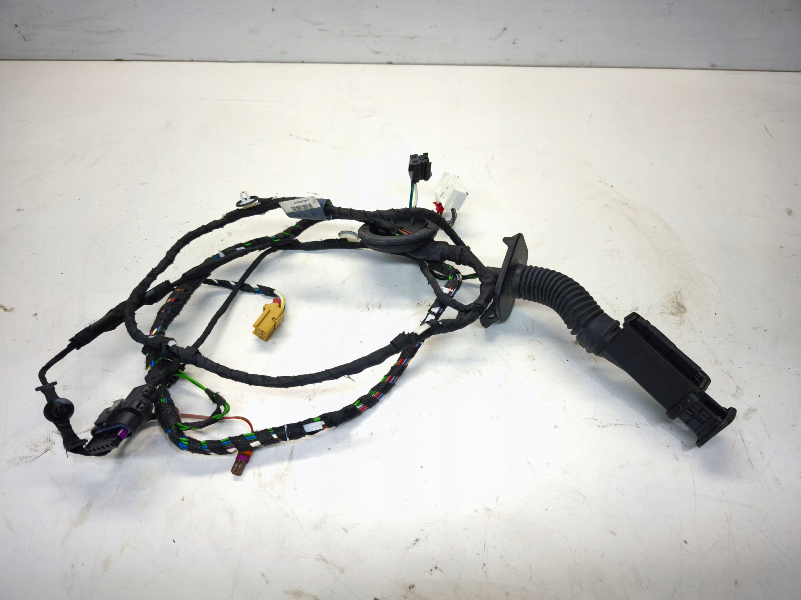 bundle door left or right rear part AUDI A4 B9 8W0971687BC