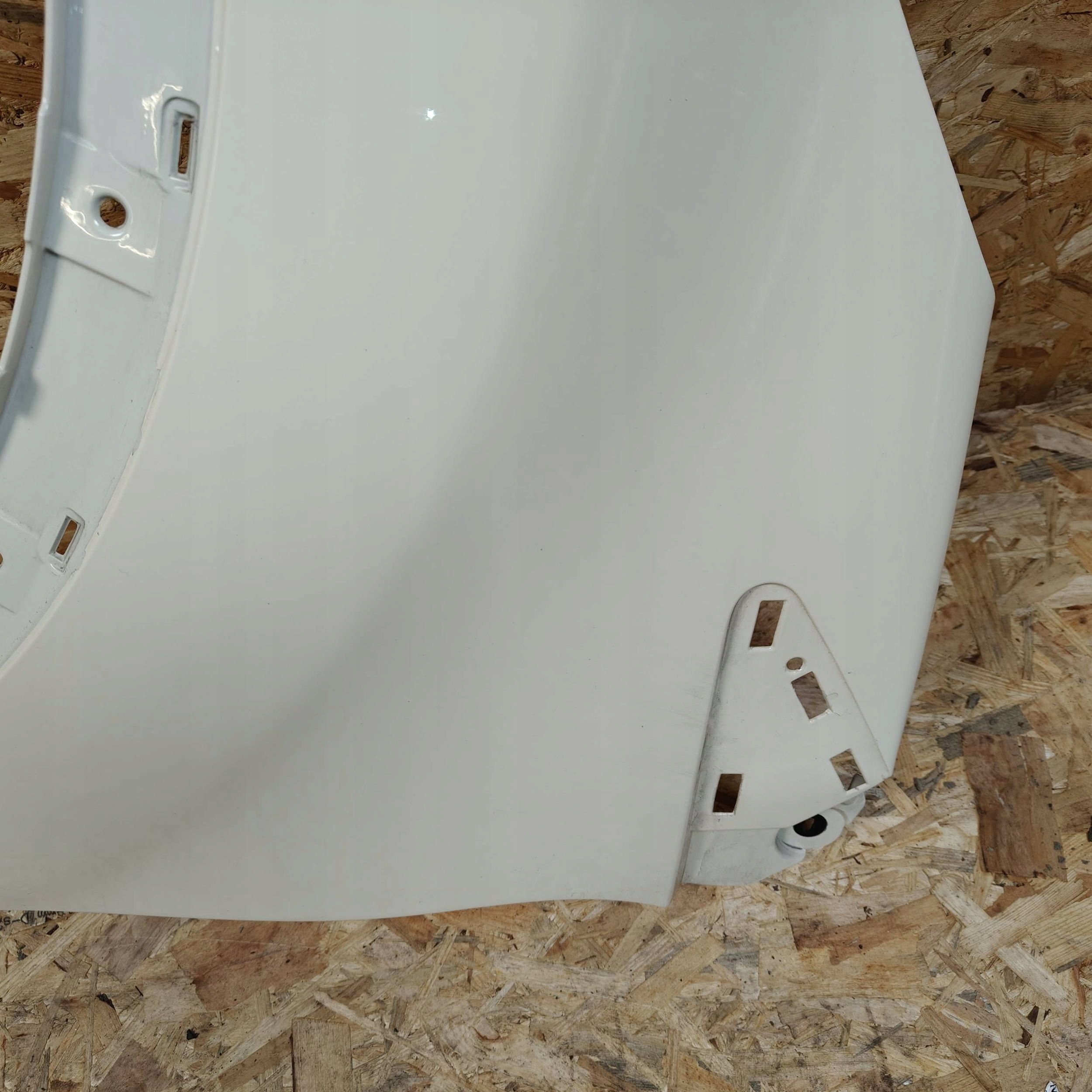 fender front side left Renault Captur