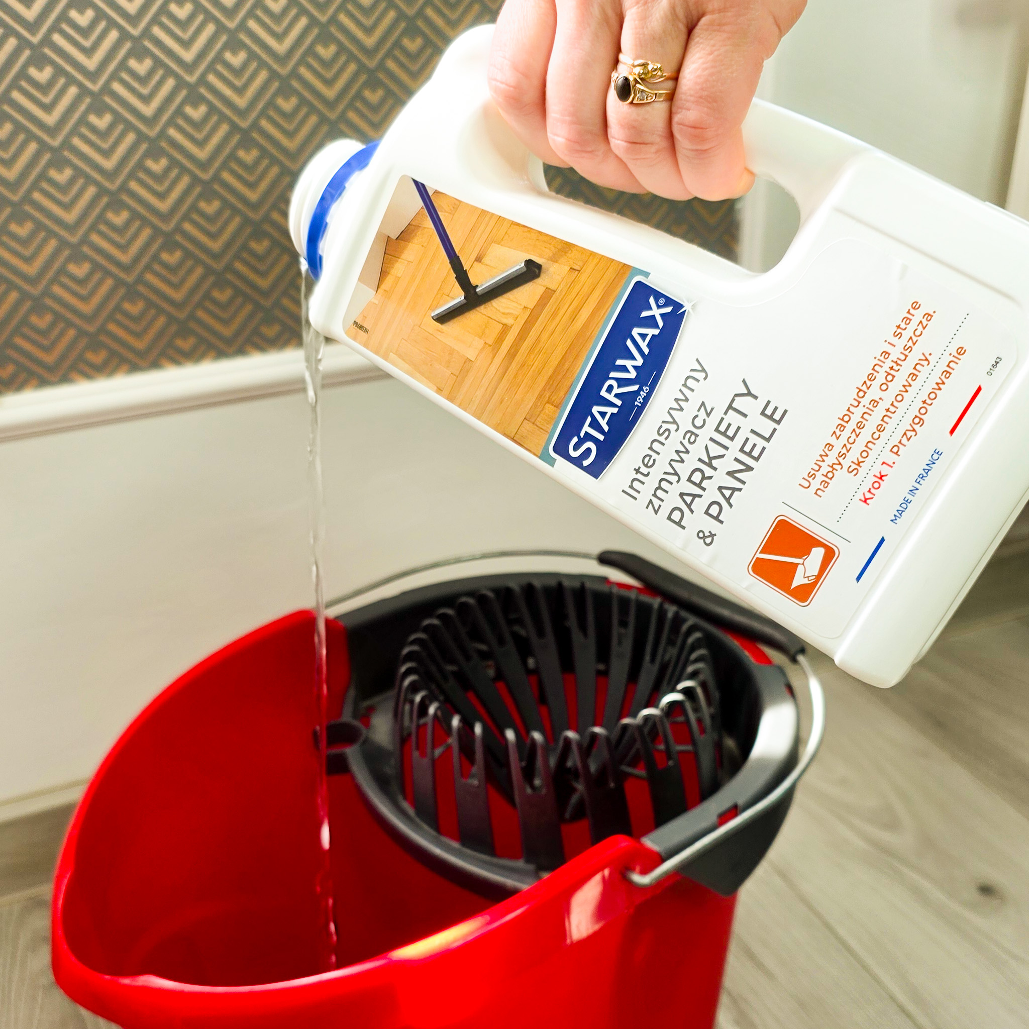 ZMYWACZ PARKIETY PANELE 1L STARWAX 43500 Marka Starwax