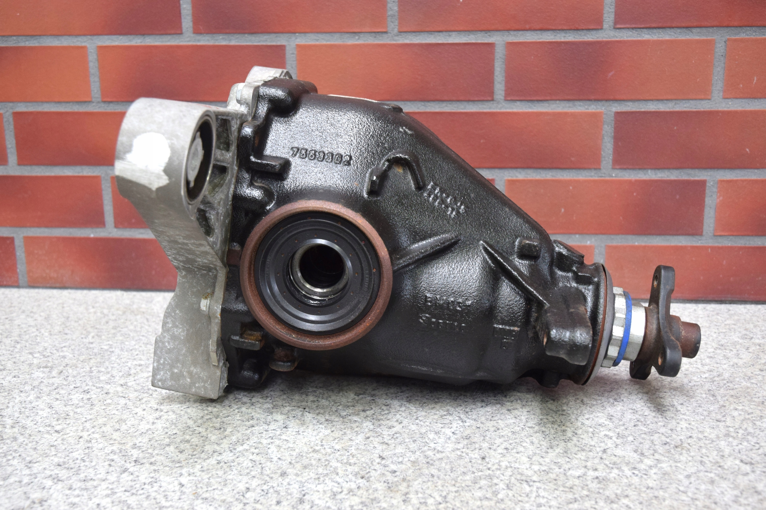 rear differential diff BMW 7 G12 ALPINA 4341km