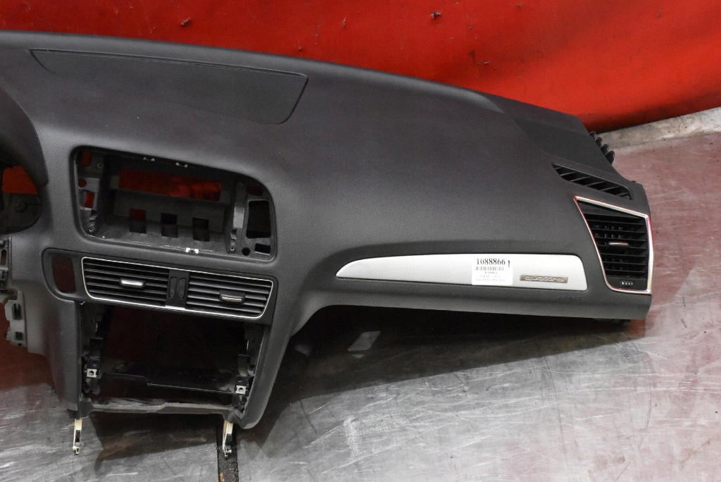 dashboard instrument panel console cockpit airbag EU AUDI Q5 8R 08-12
