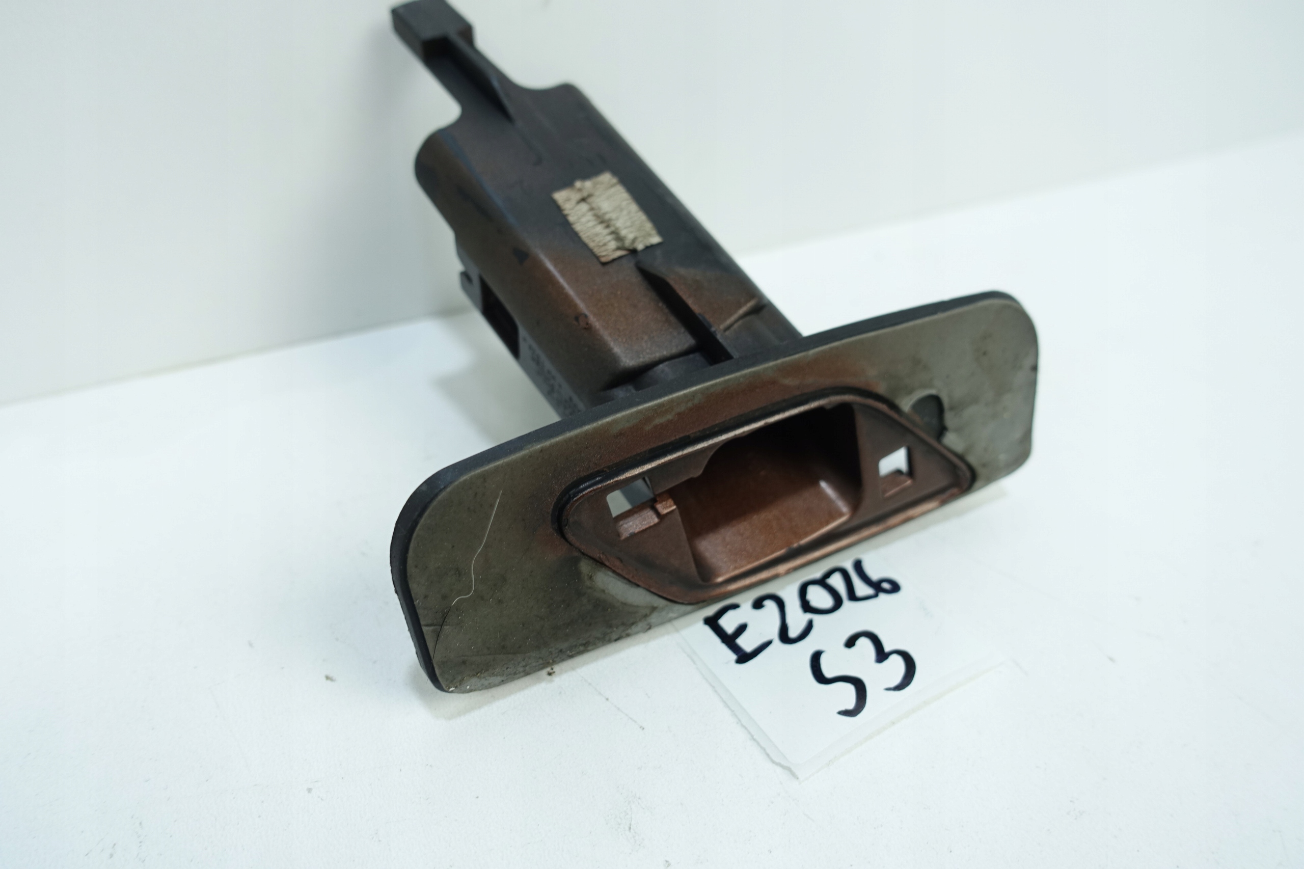 holder washer right VOLKSWAGEN SCIROCCO R-LINE 1K8807942C