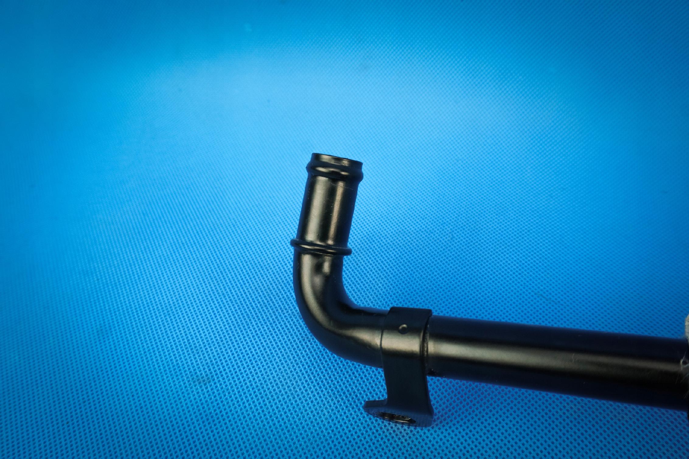 pipe water Audi A6 A7 A8 Q7 06E121044AB 3.0TFSI
