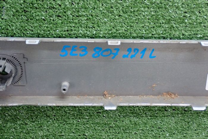 SKODA OCTAVIA IV LIFT 23- nárazník přední předek