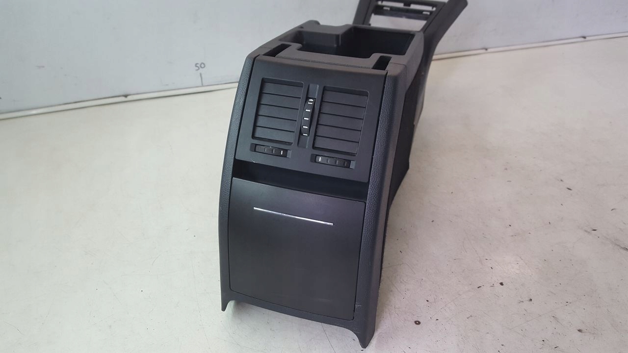 armrest tunel Skoda Octavia II 2,0 TDI