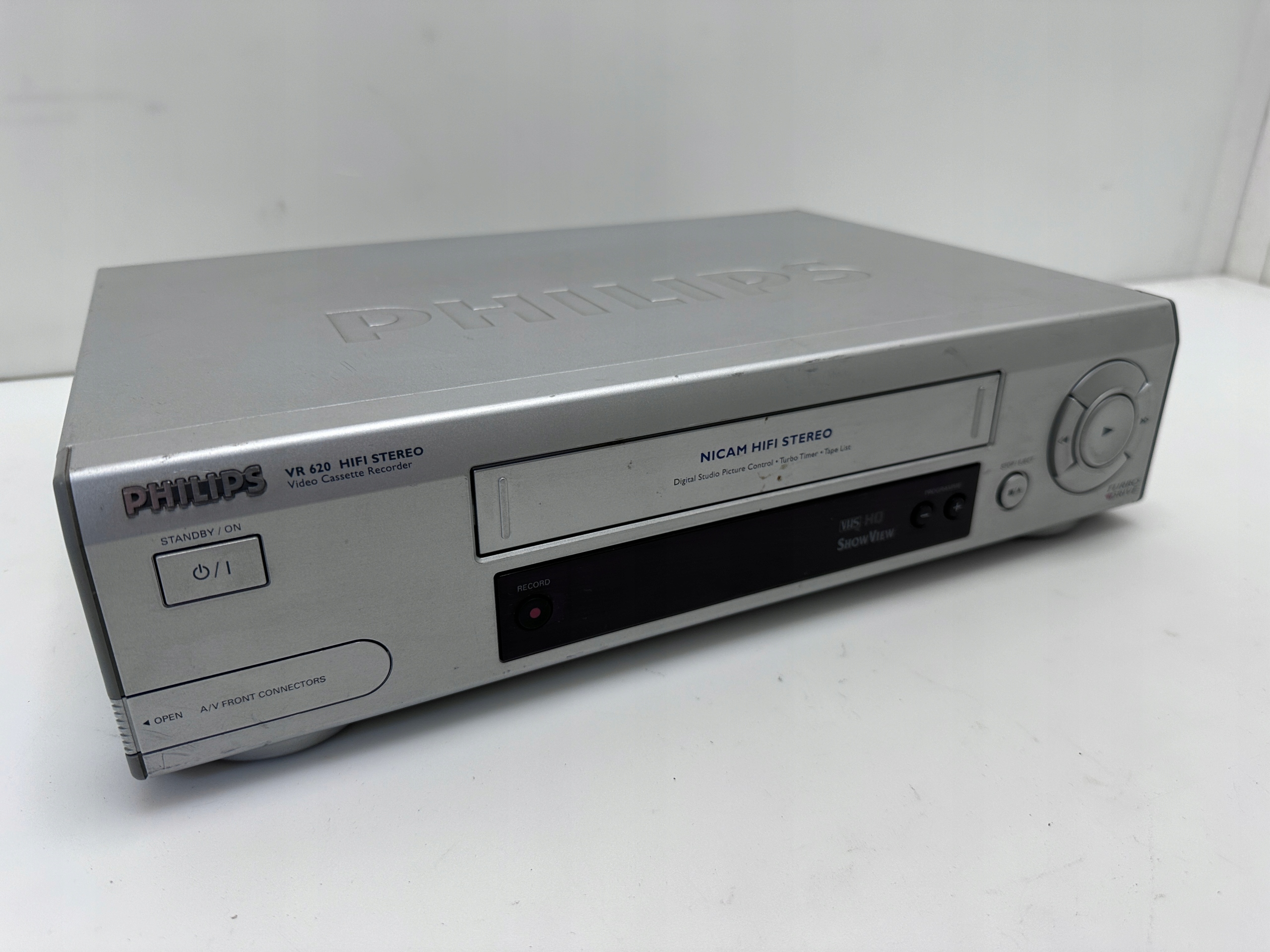 Magnetowid VHS PHILIPS VR620 (p)