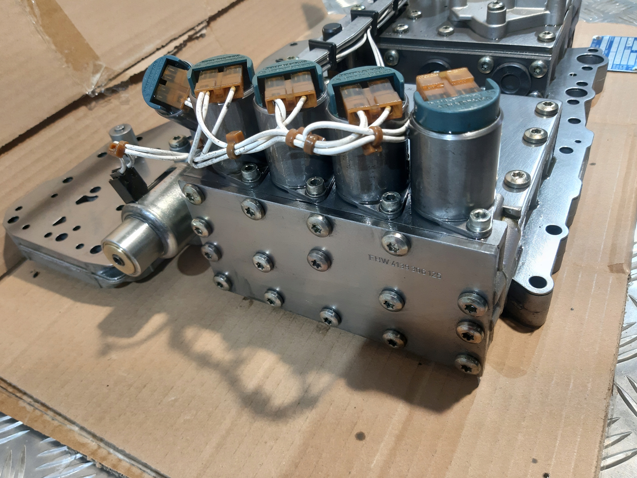 control unit hydrauliczny ECOMAT 2 gearbox 6 HP 502 C ZF 4149406134 coil