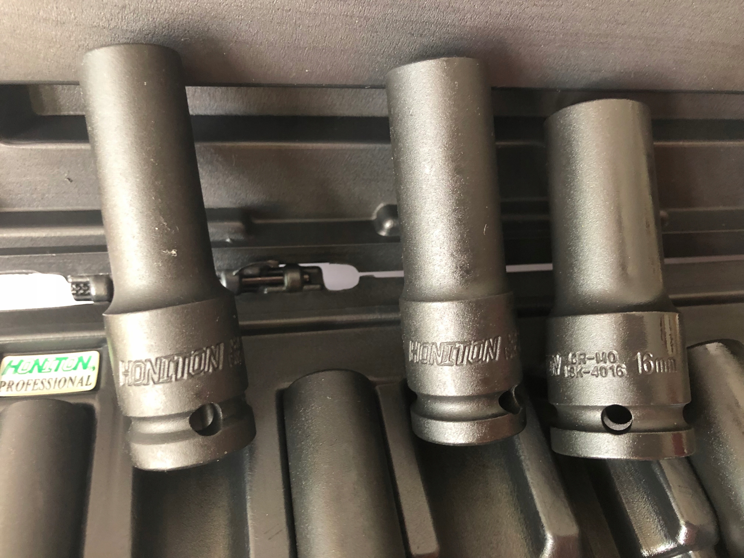 HONITON Zestaw nasadek udarowych 10 24 mm 1 2 Producent code h4002