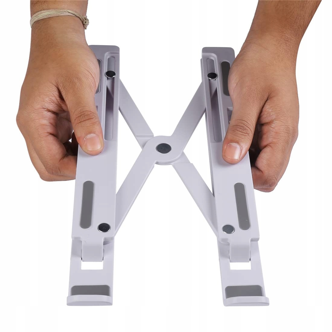 PODSTAWKA POD LAPTOPA TABLET REGULOWANA STOJAK NA LAPTOP BIURKO PLASTIKOWA Marka Satis