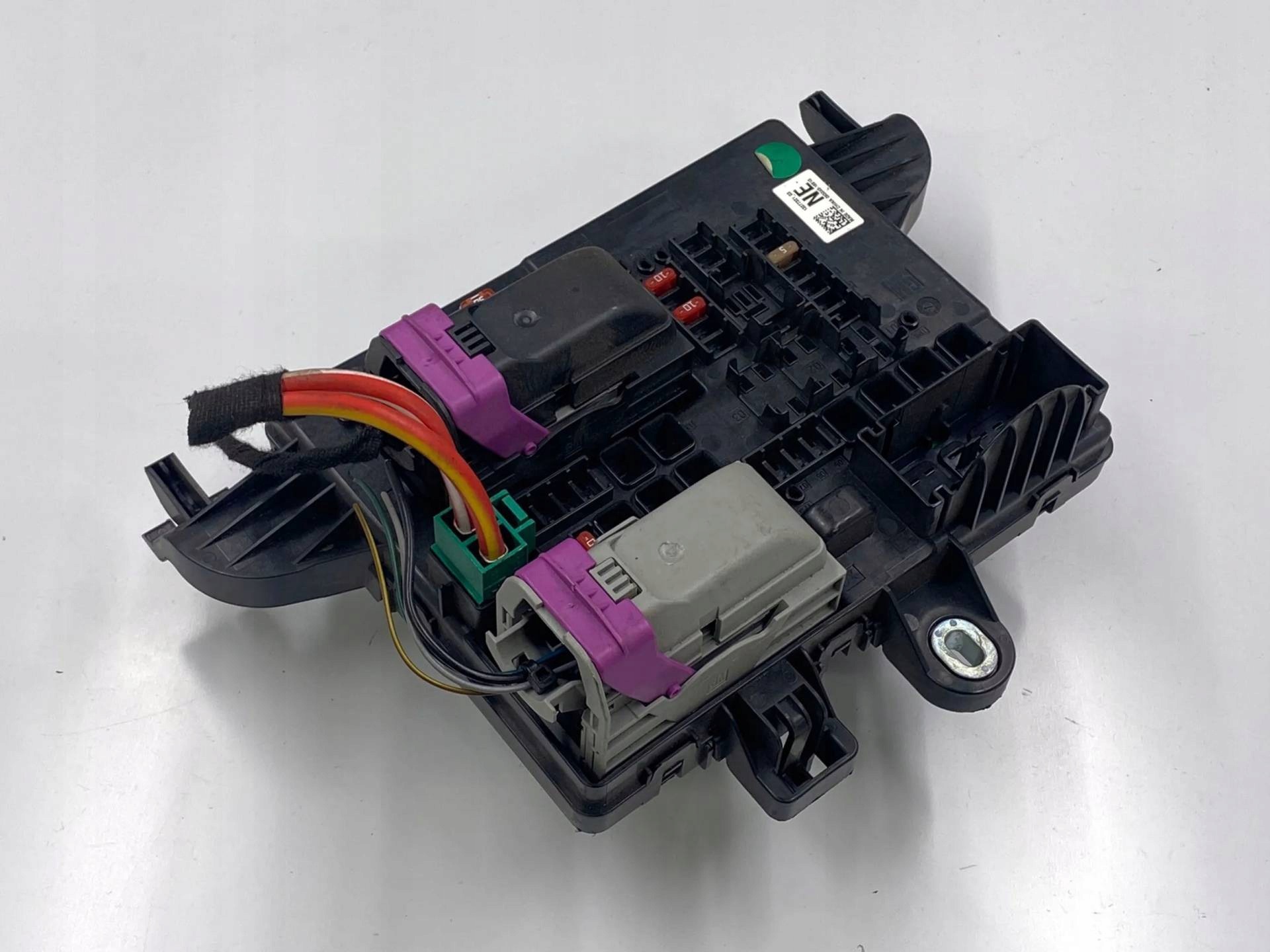 Module fusibles Opel Insignia A 2010 13277321