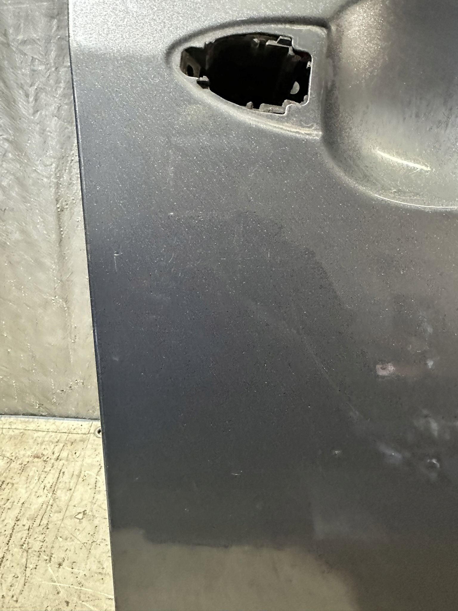 door right front KIA VENGA 9A