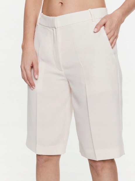 Calvin Klein Látkové šortky K20K205242 Écru ecru elegantní krásné vel. 36