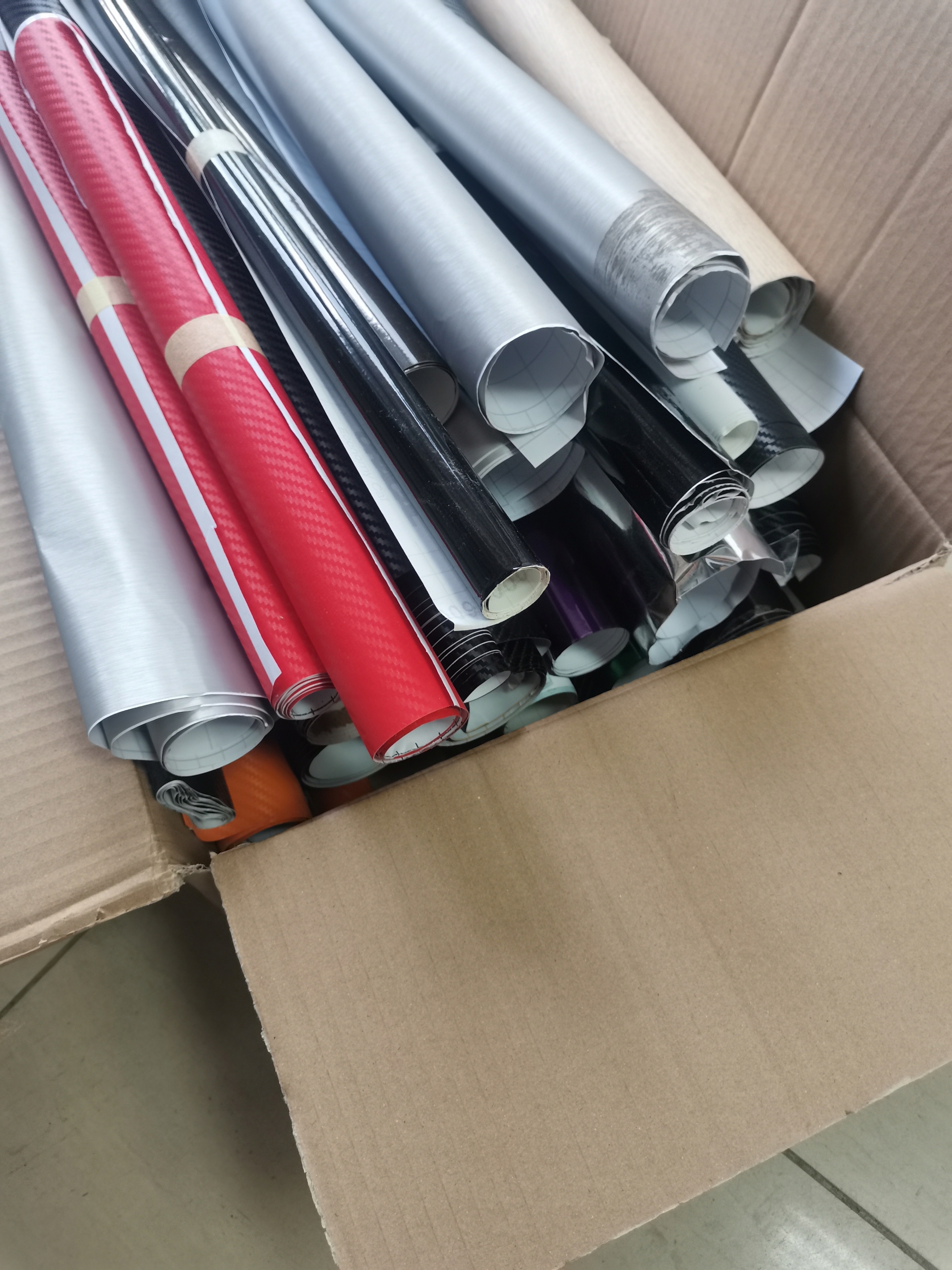 KOŃCÓWKI ROLEK FOLIE KAROSERYJNE SZEROKOŚĆ MAX 152cm Kod producenta ŚCIN