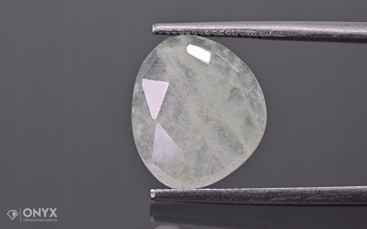 Akvamarín fasetovaná nepravidelná růžice 13,5x12 m