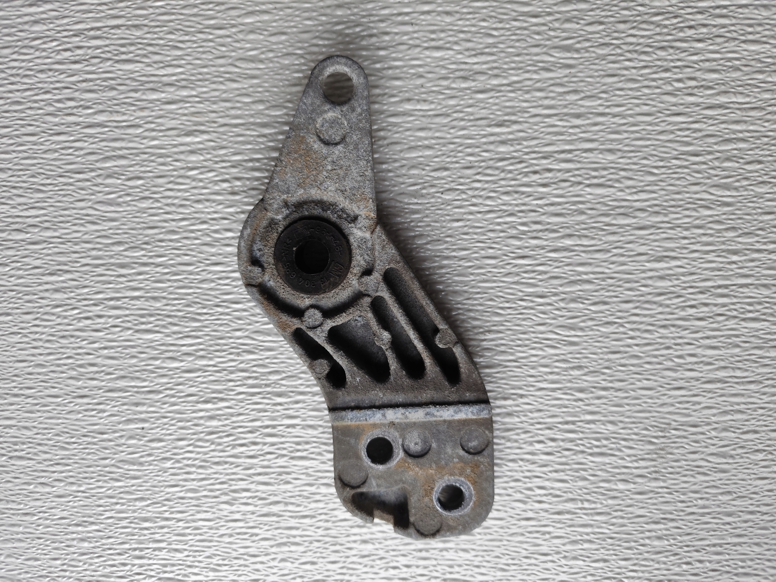 OPEL CORSA E holder radiator right 12429737
