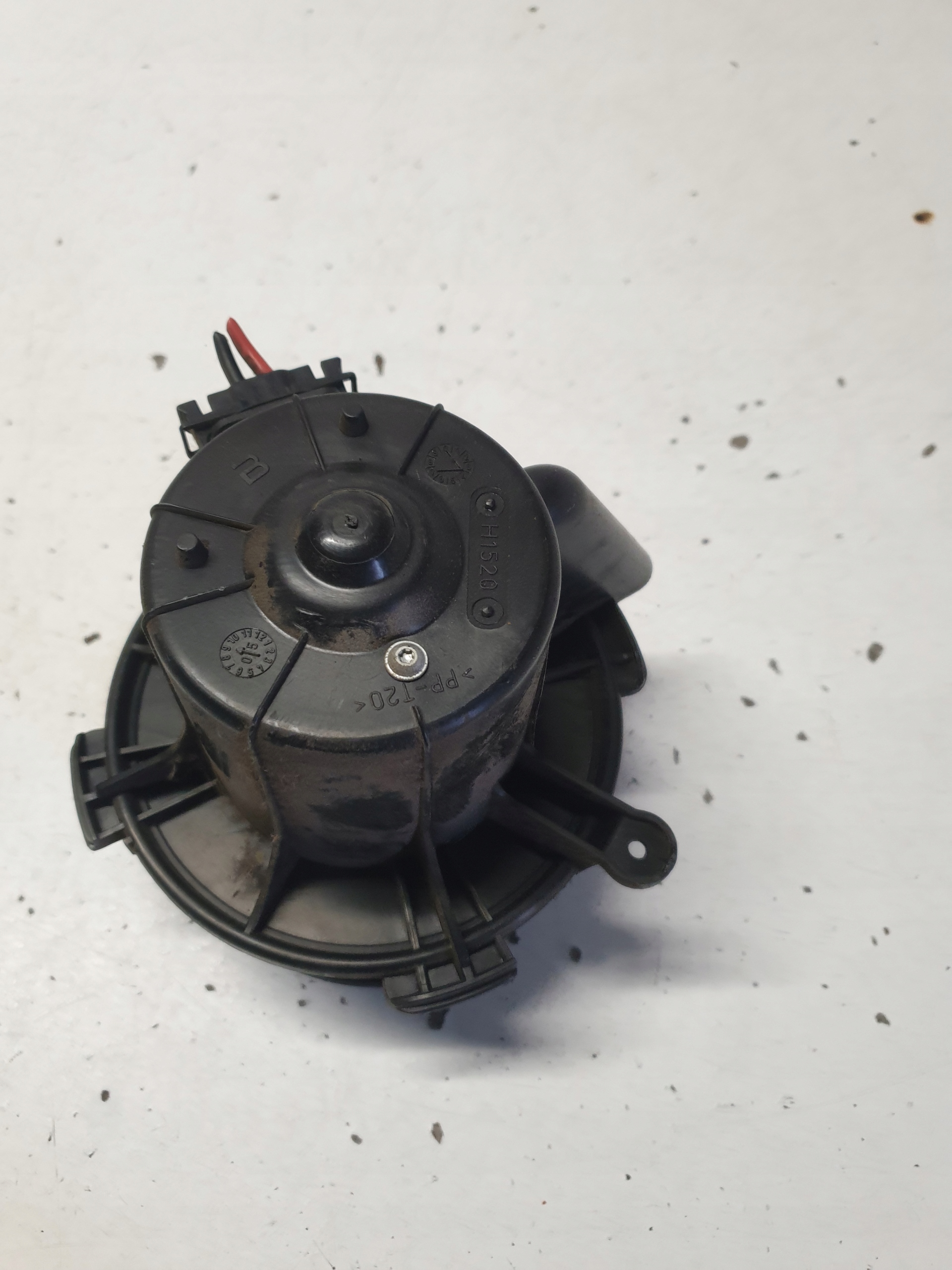 WENTYLATOR DMUCHAWA PEUGEOT 307 H1520