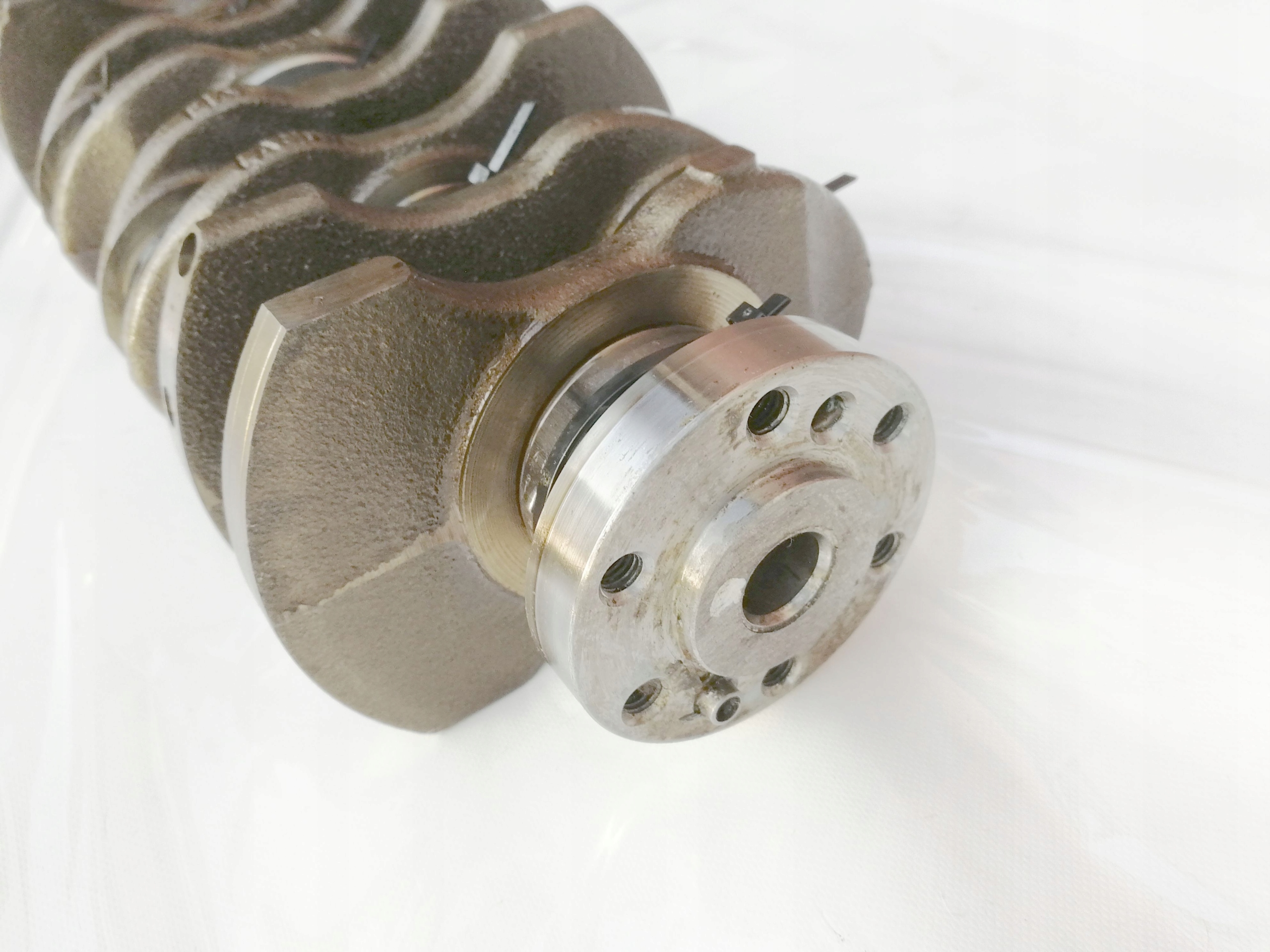 ALFA ROMEO FIAT 1,4T-JET TURBO QV WAŁ KORBOWY Numer katalogowy części 597933