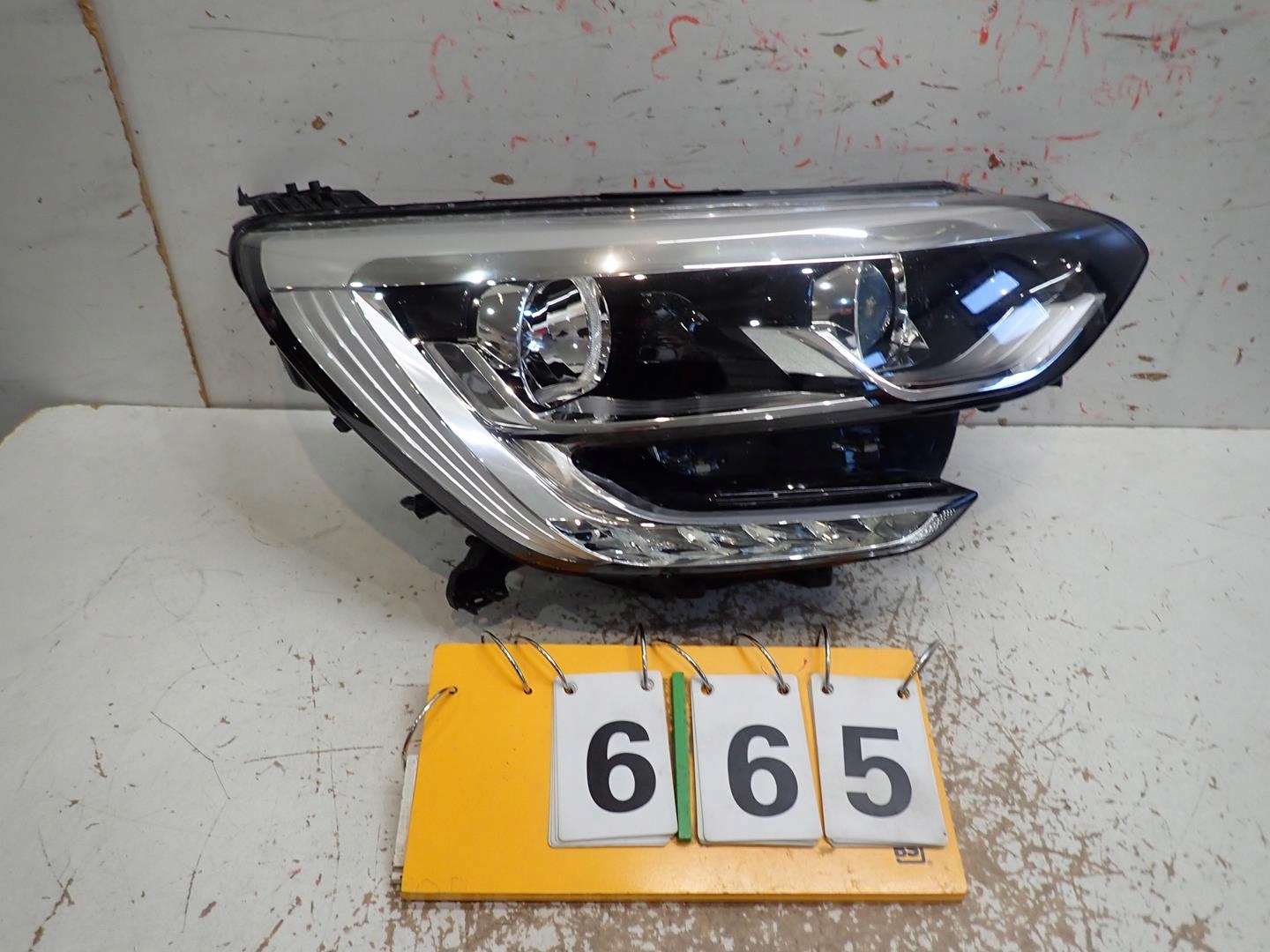 light front front right RENAULT MEGANE IV 2016- LED 260102555