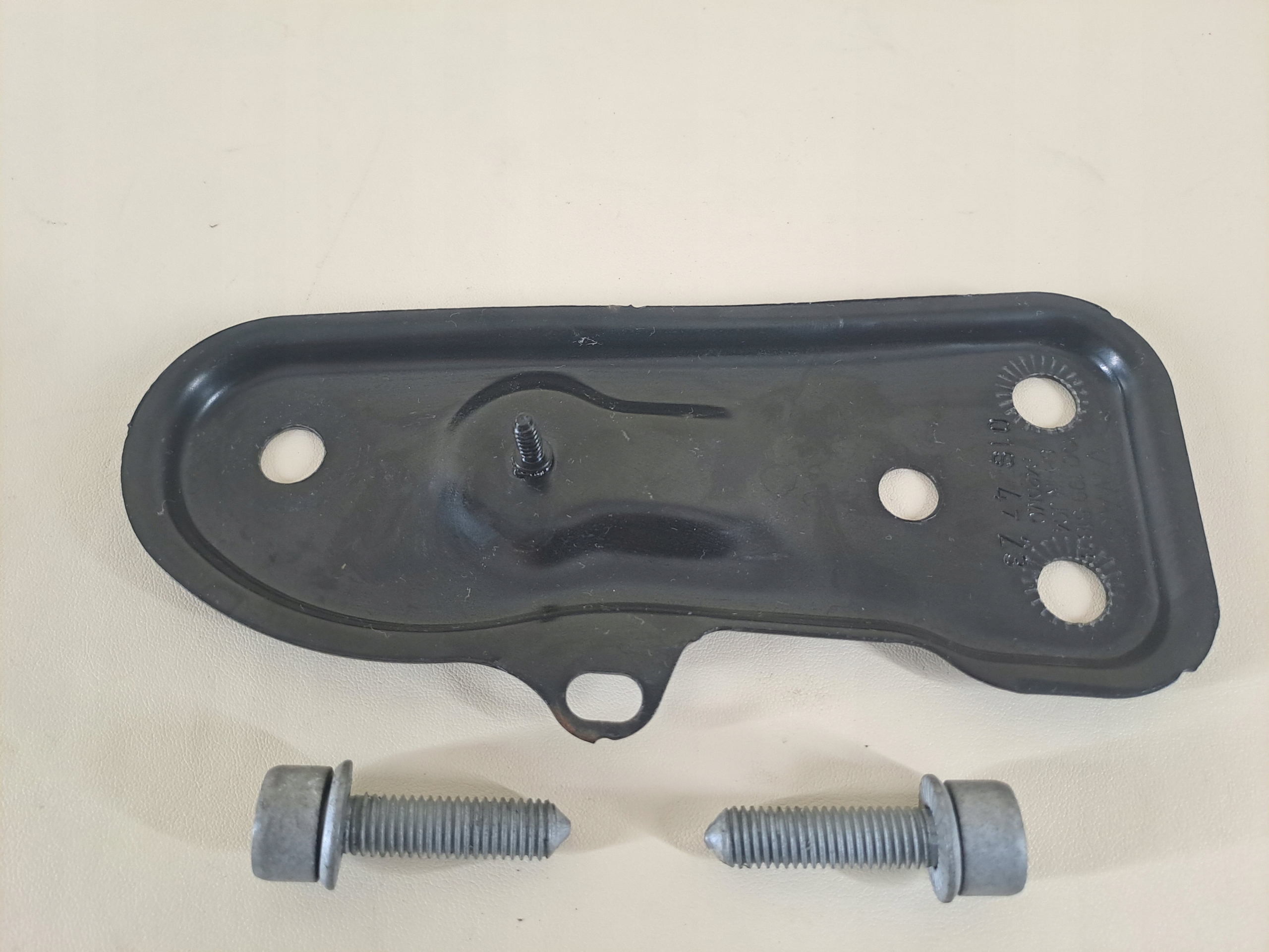 console holder siders SANEK front right right SEAT ARONA FR LIFT 24r