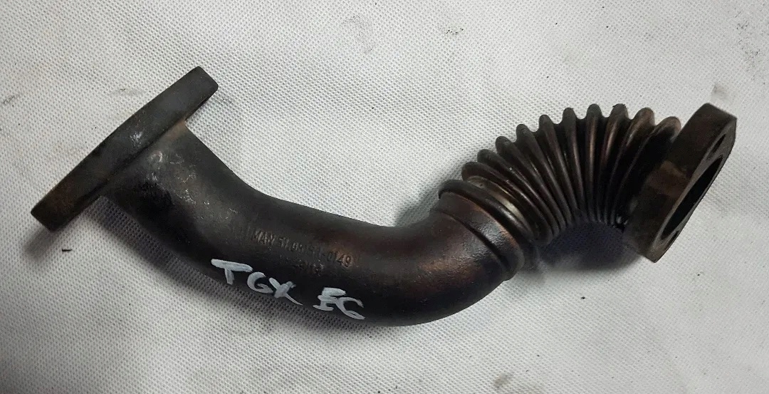 Муфта выхлопной трубы EGR клапанов MAN TGX TGS E6
