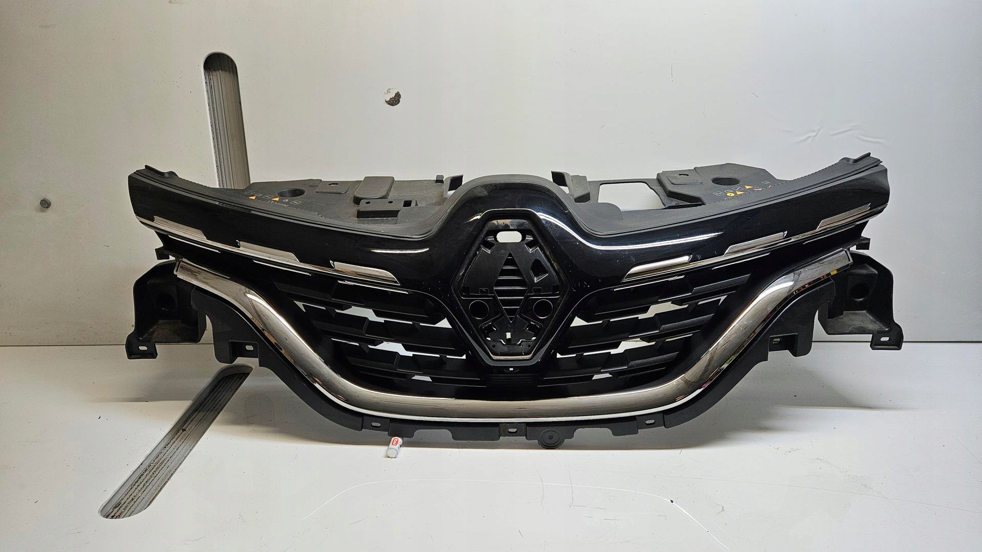 Renault Captur RJB Kühlergrill FRONTGRILL Kühlergitter 623105565R - Thumbnail 1