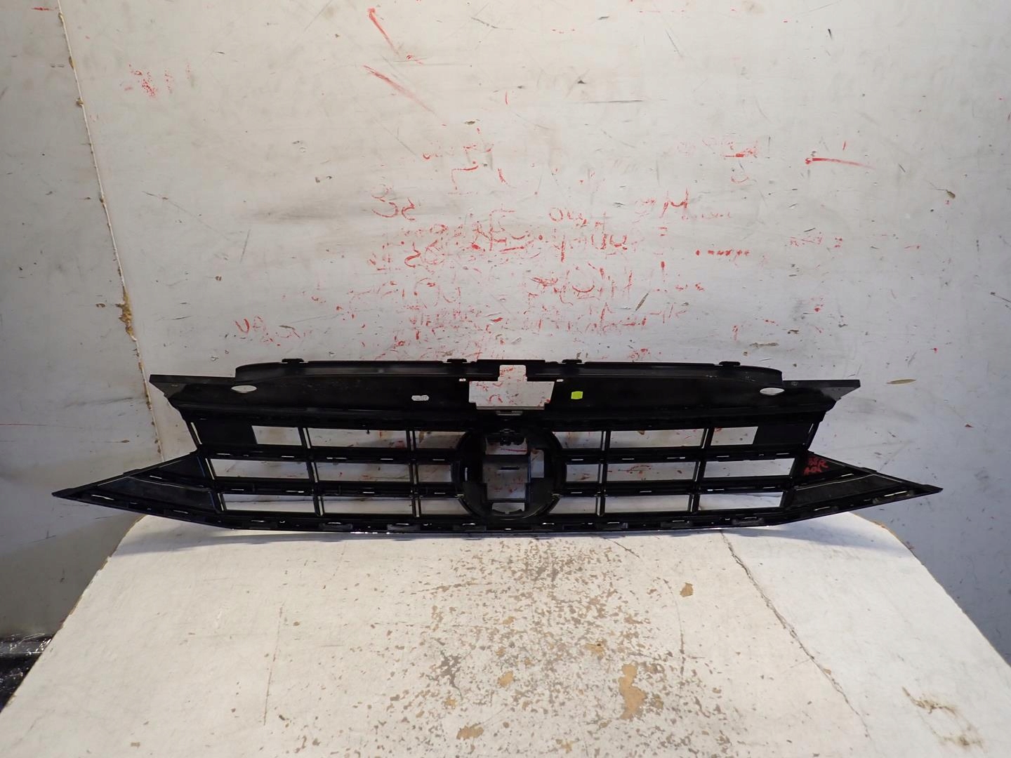 Grill VW PASSAT B8 LIFT 2019 3G0853651DJ